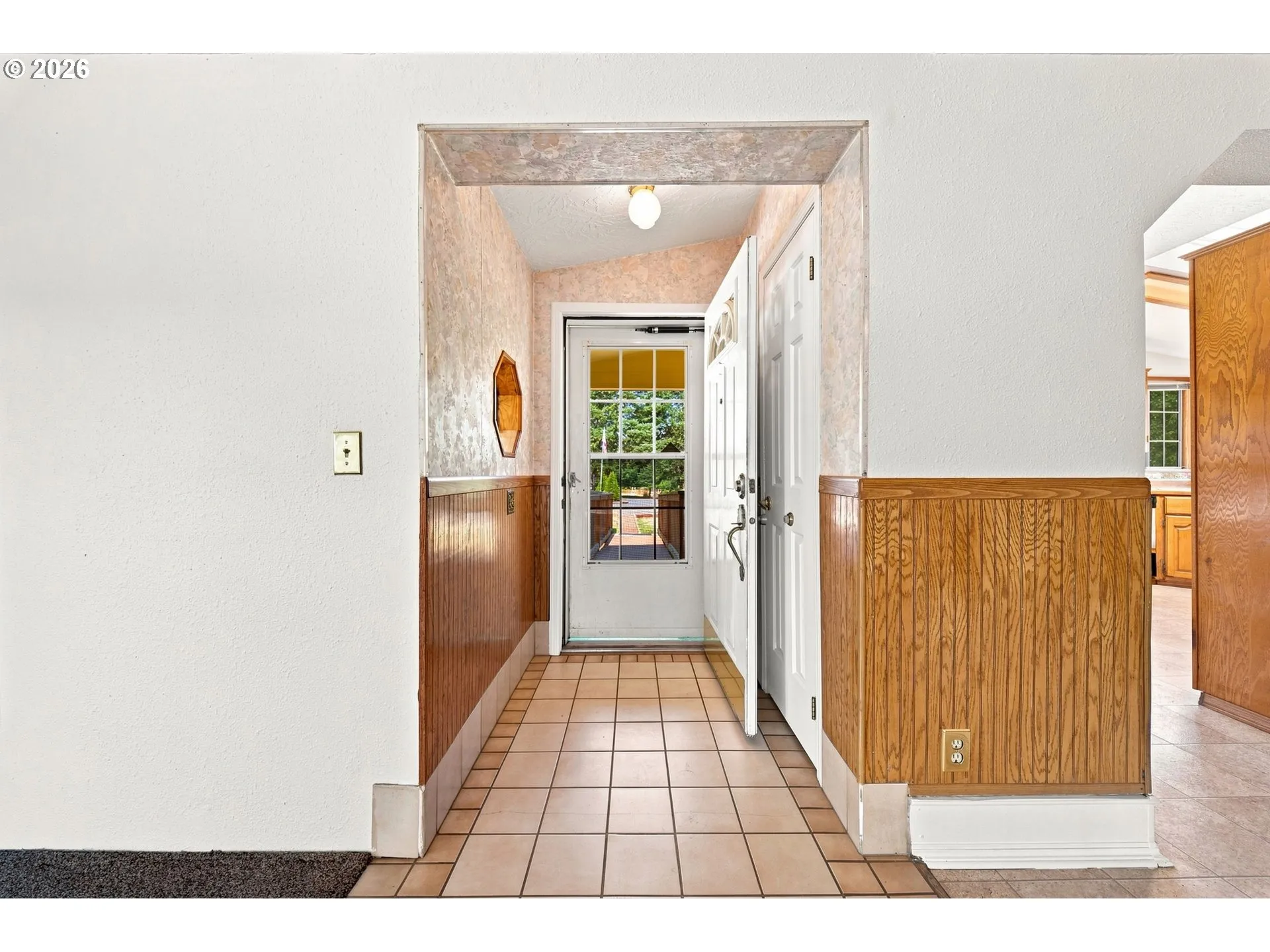 Entrance/Foyer