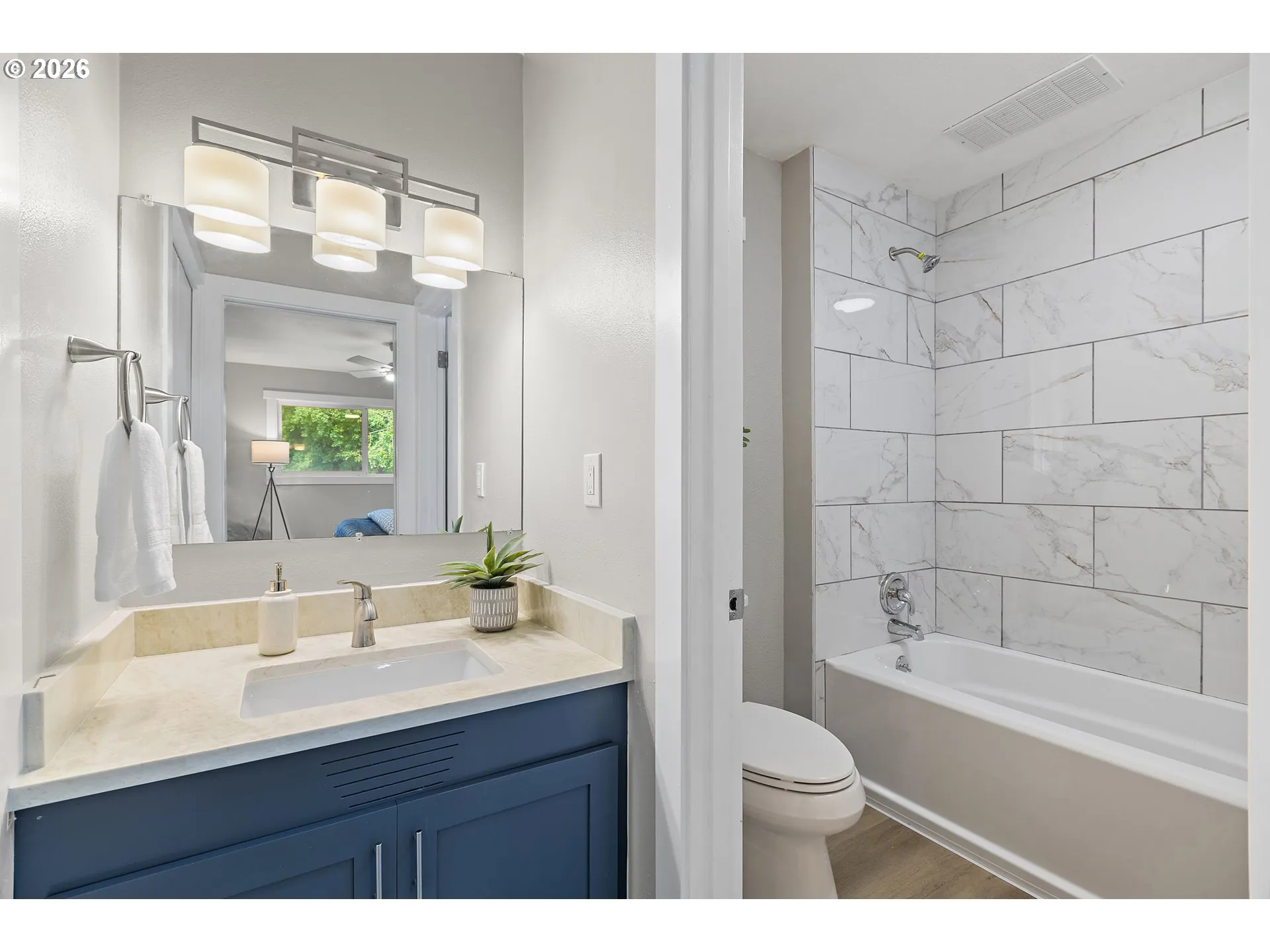 En Suite Bathroom