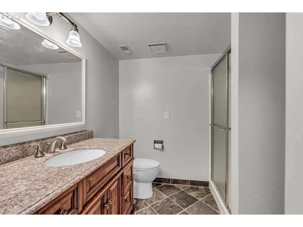 Bathroom-Lower