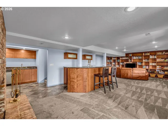 Basement-Finished