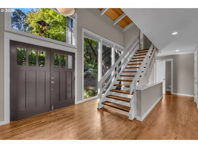 Entrance/Foyer