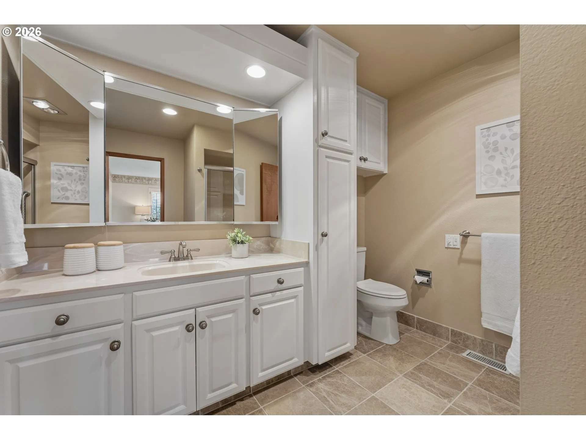 En Suite Bathroom