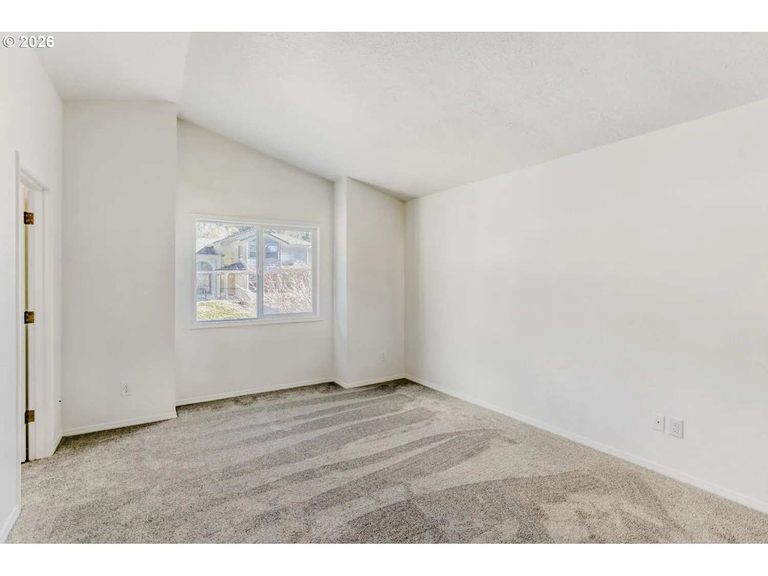 Bedroom, Primary-Upper