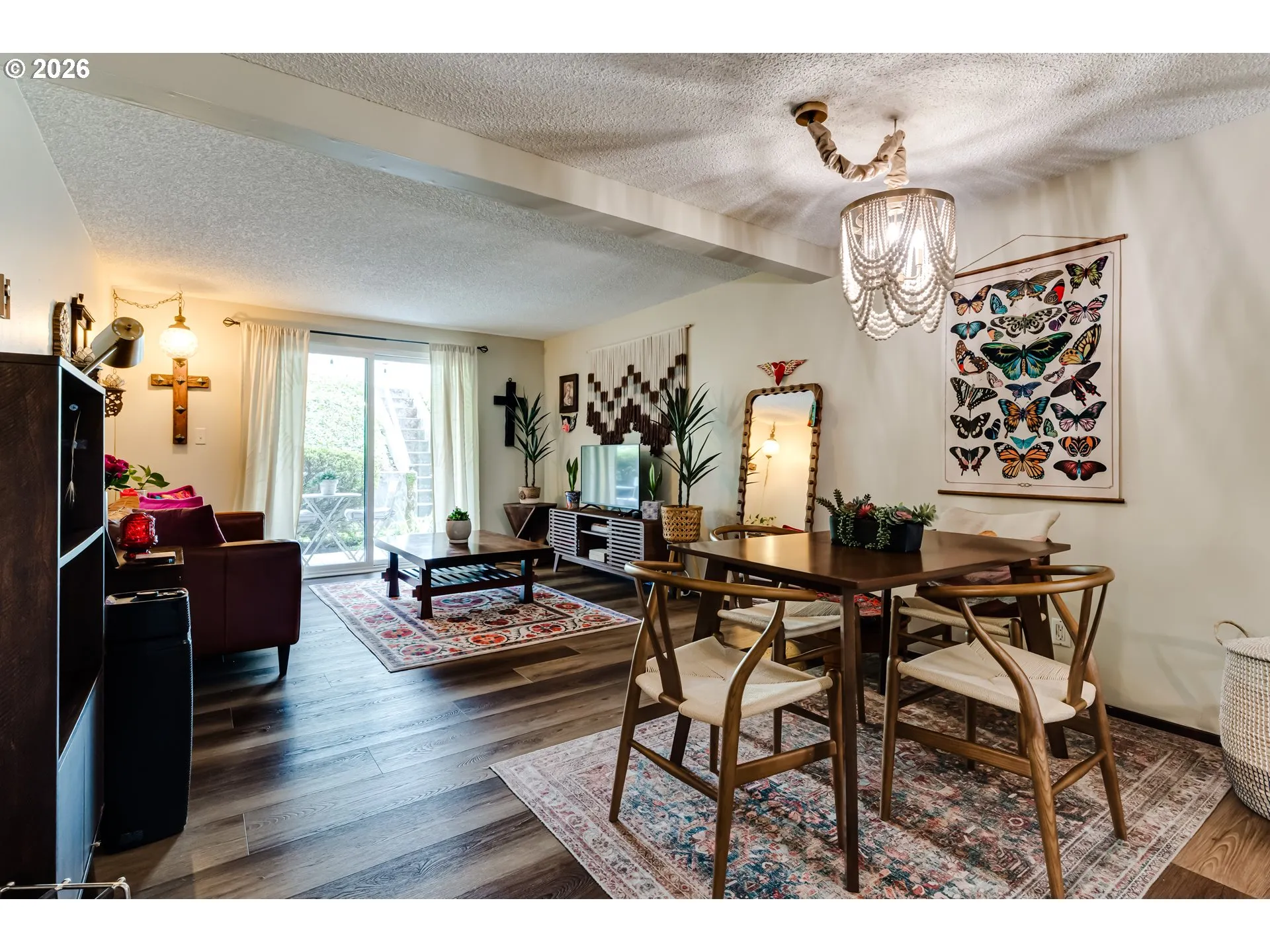 Living Room/Dining Room