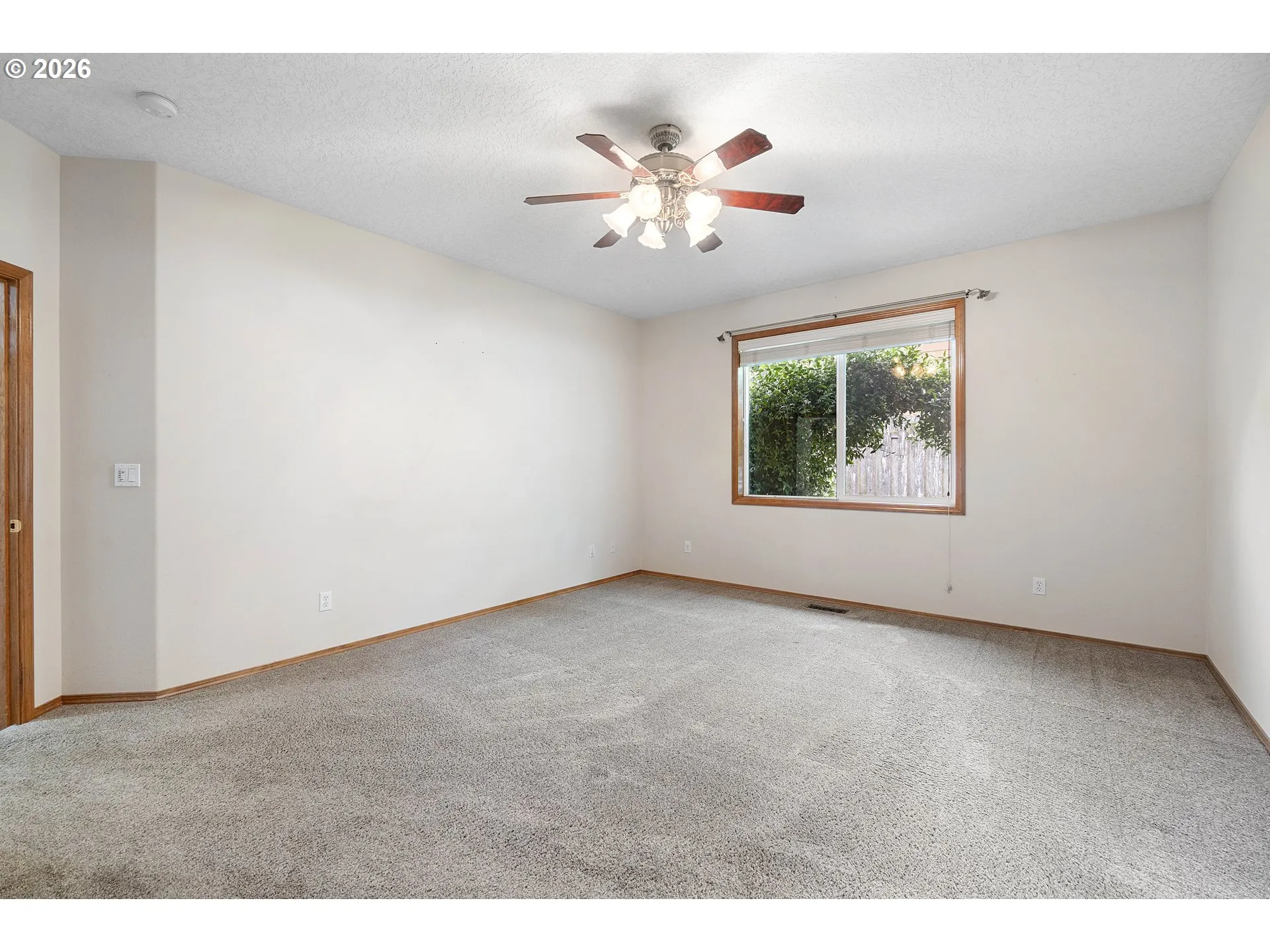 Bedroom, Primary