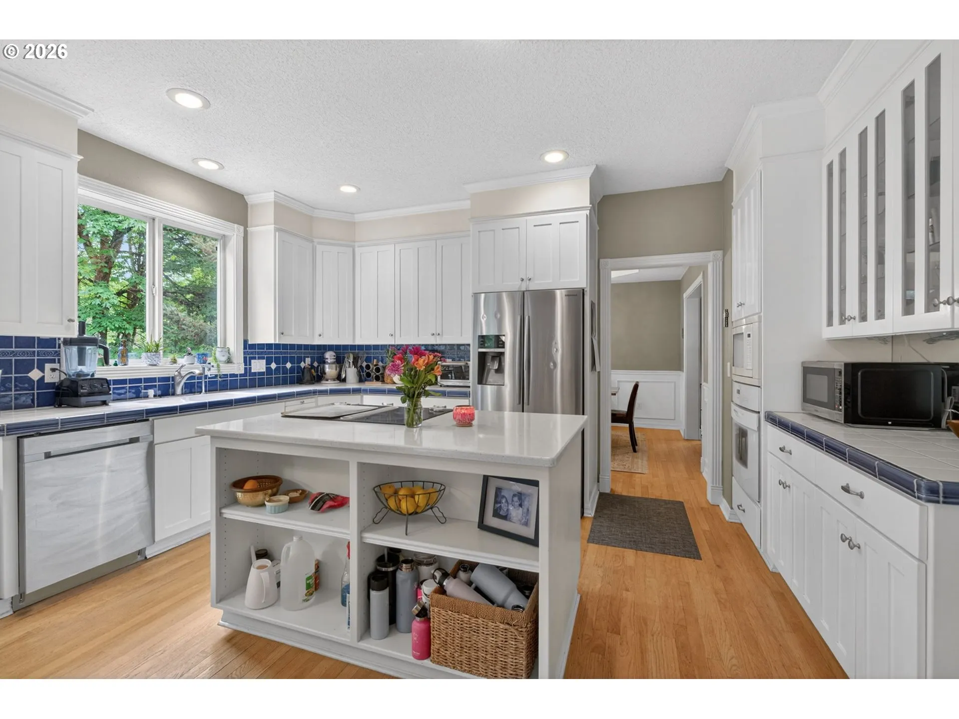Kitchen-Cooking Island