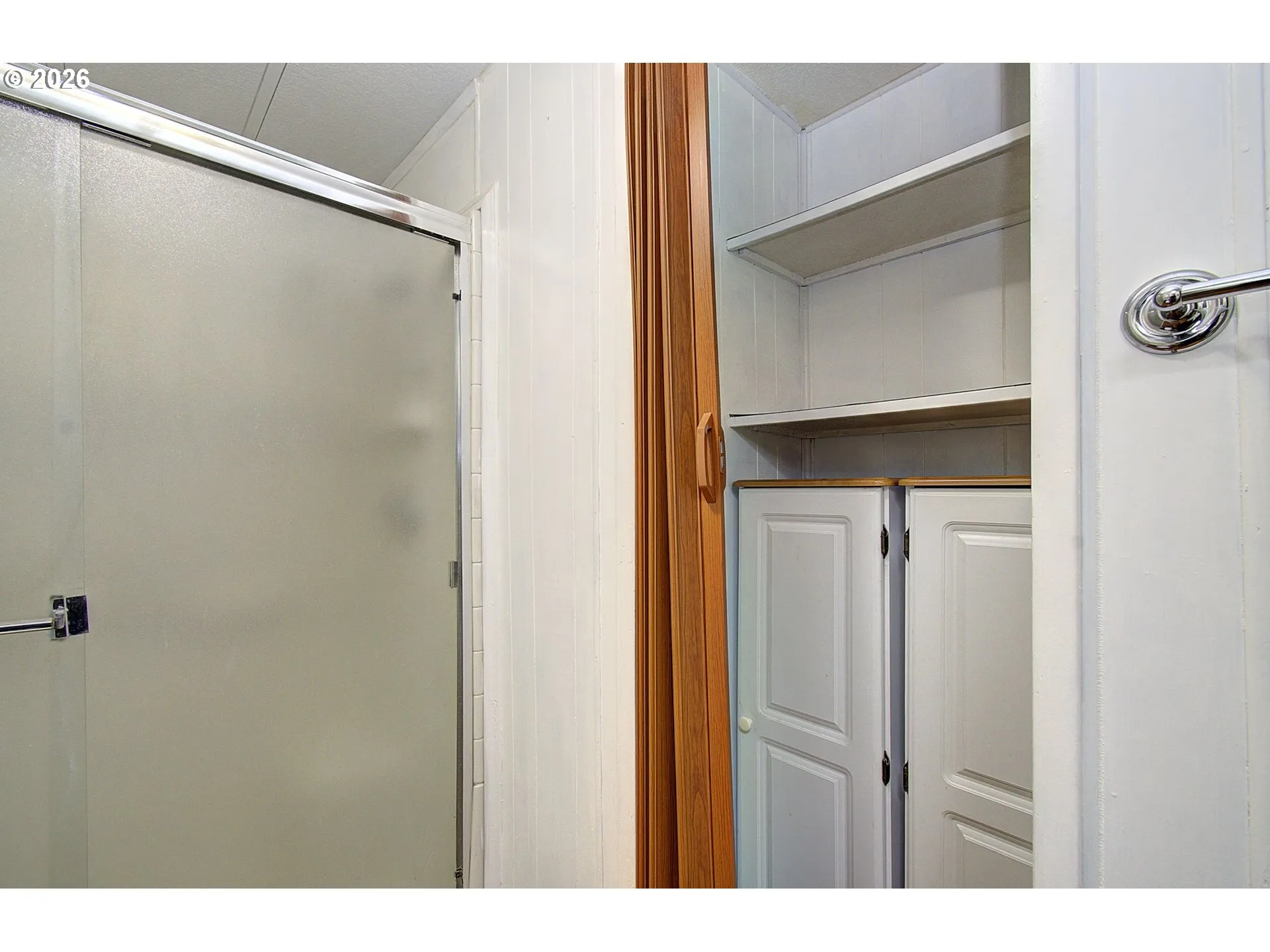 Bathroom, Attached-Walk in Shower