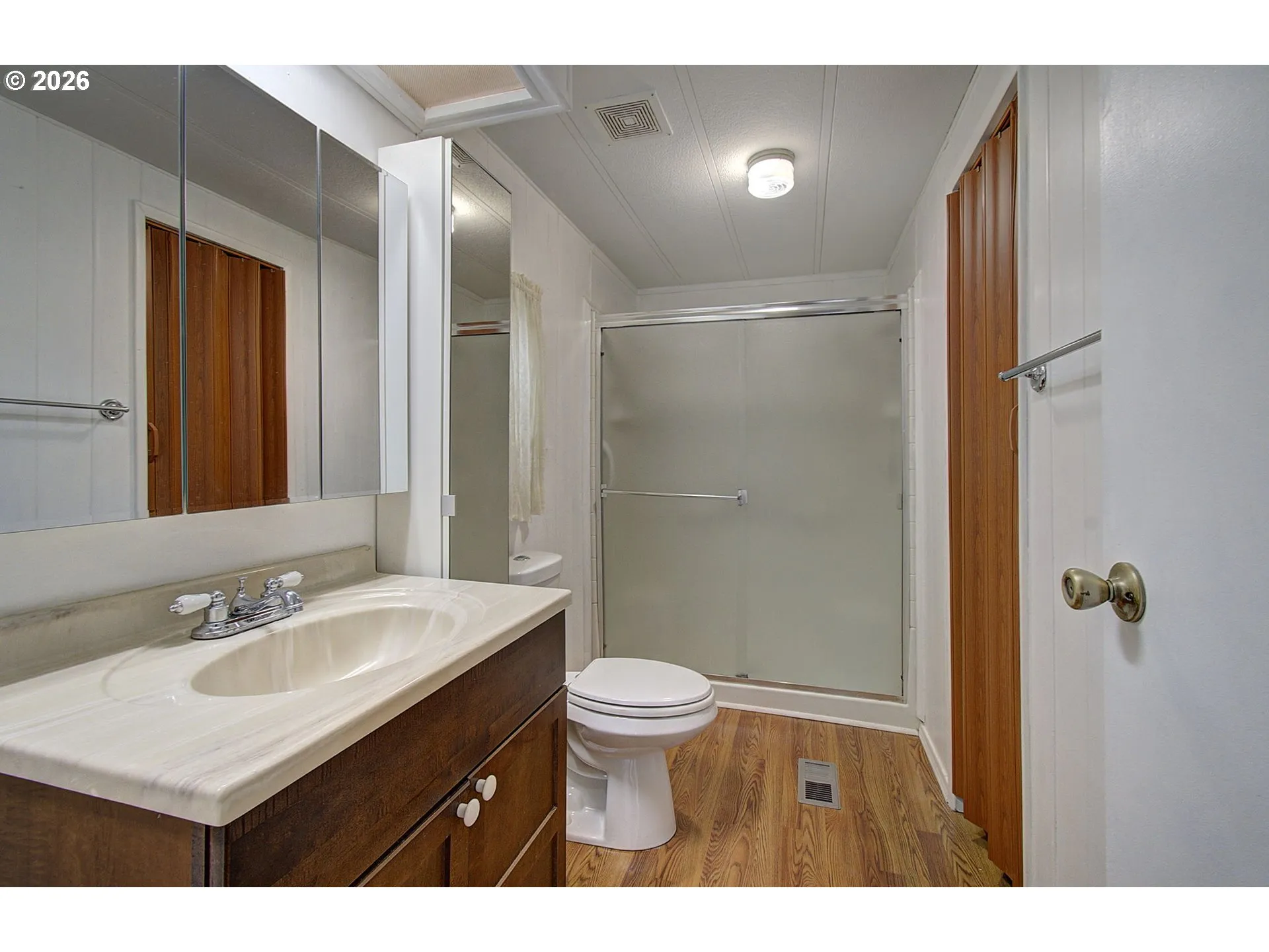 Bathroom, Attached-Main