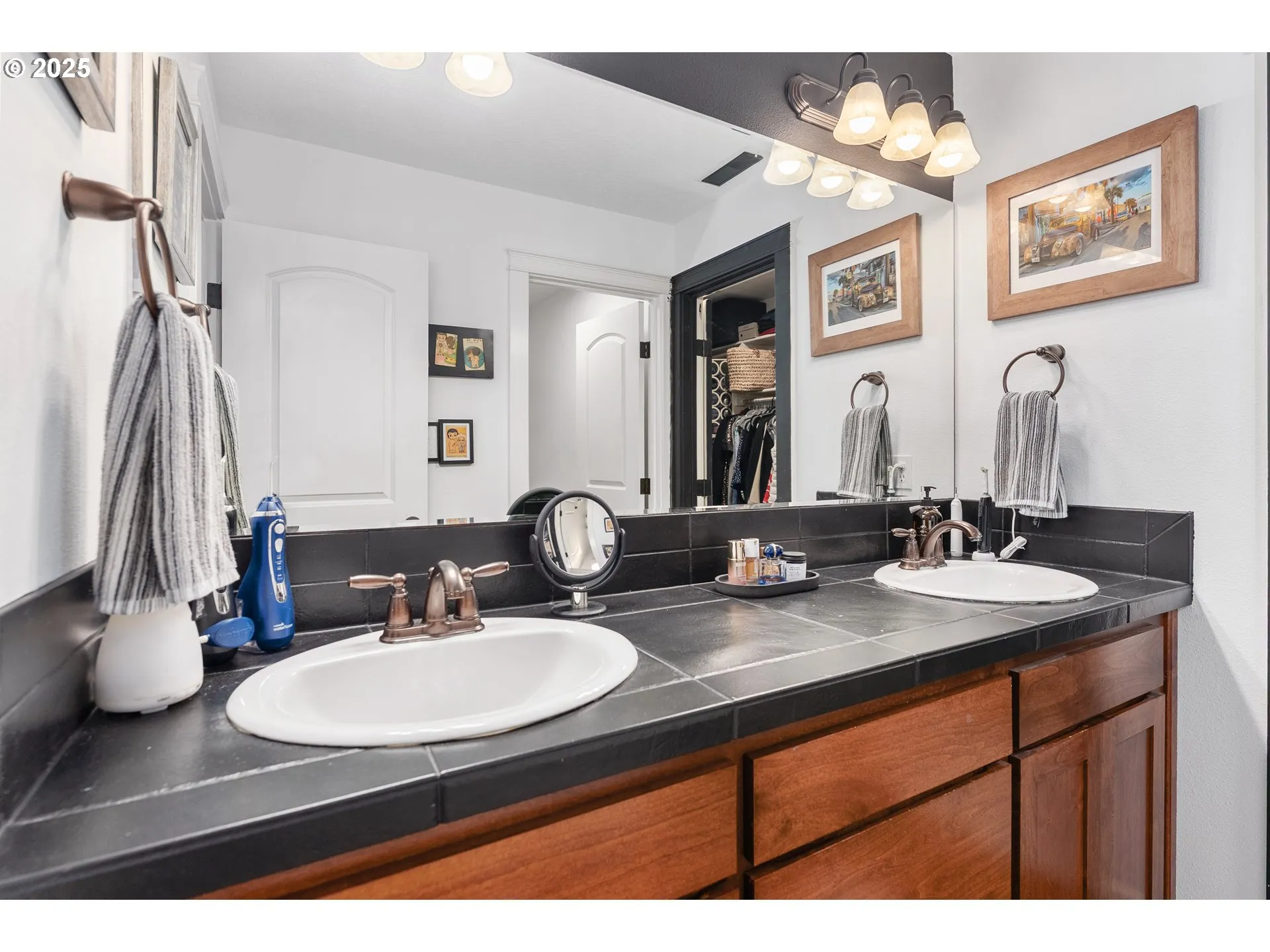 Bathroom, Attached-Double Sinks