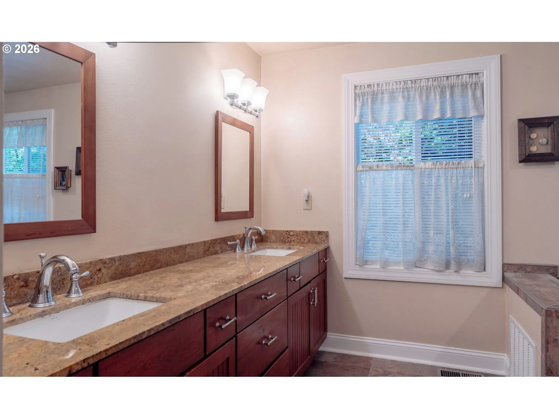 Owner's Suite Bathroom-Walk in Shower