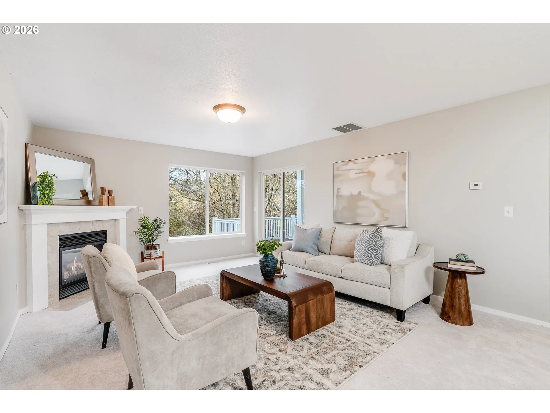 Living Room-Fireplace