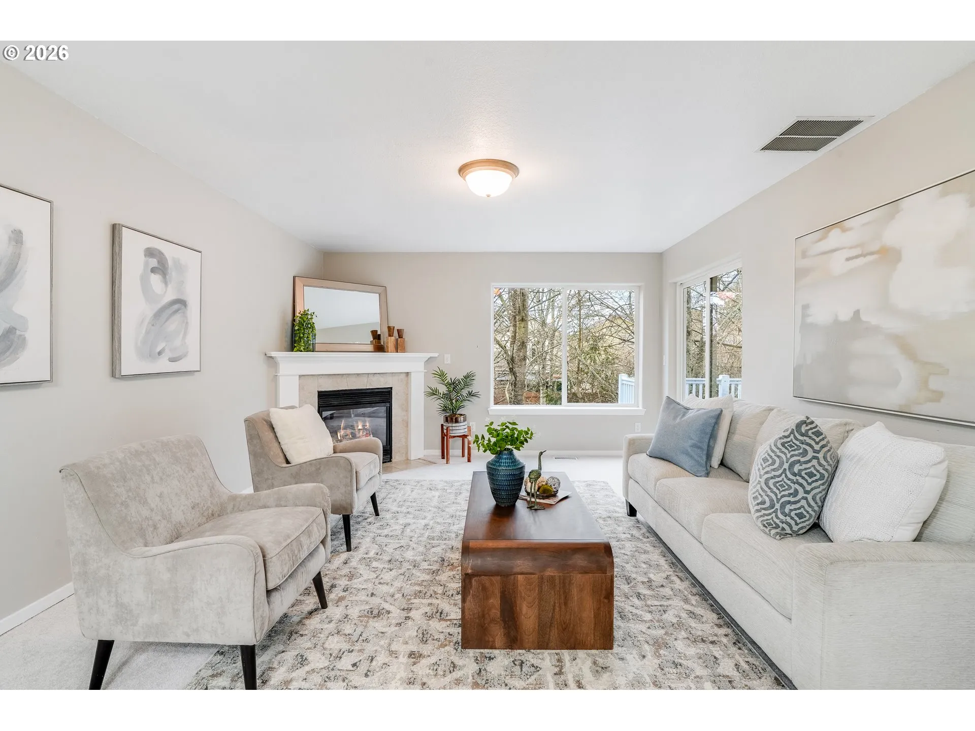 Living Room-Fireplace