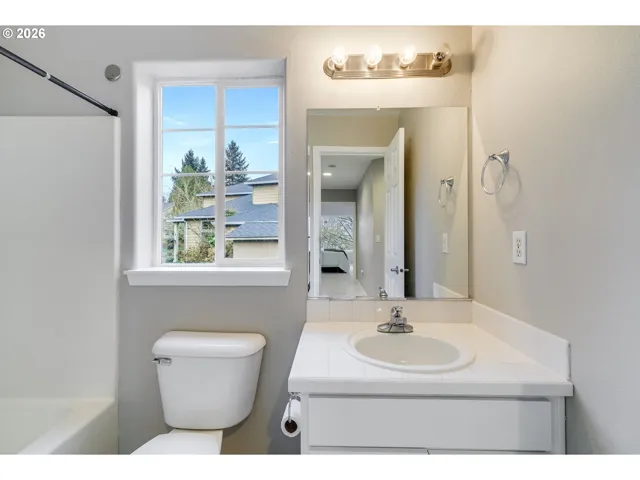 Bathroom-Upper