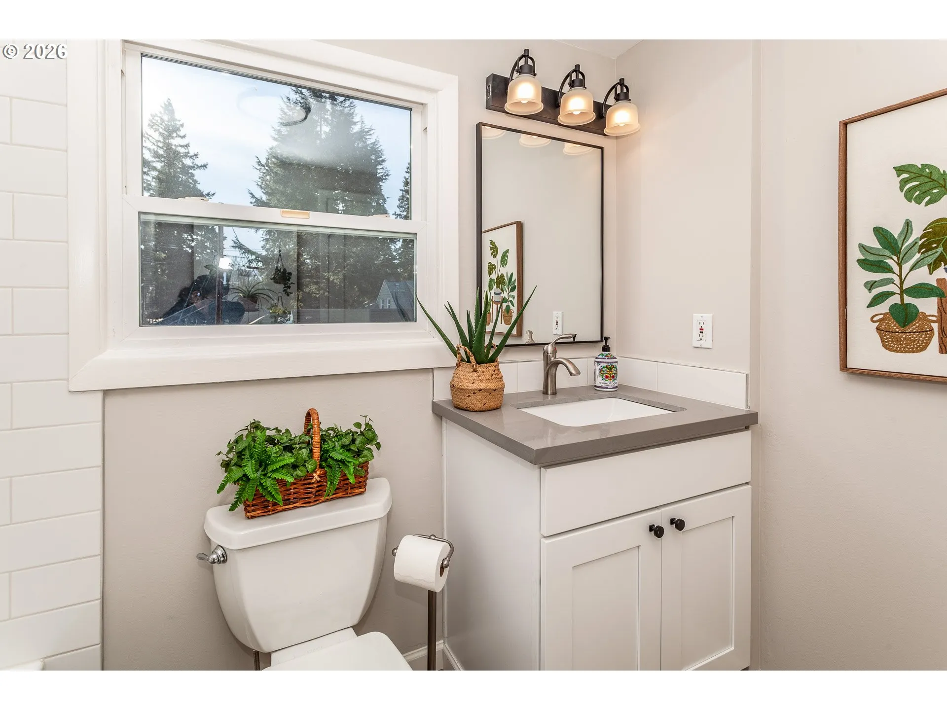 Bathroom-Upper