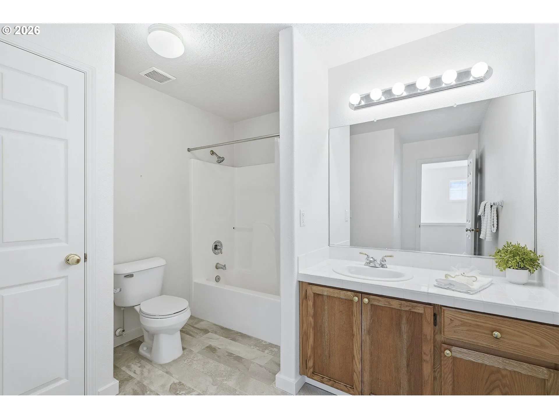 Bathroom-Hall