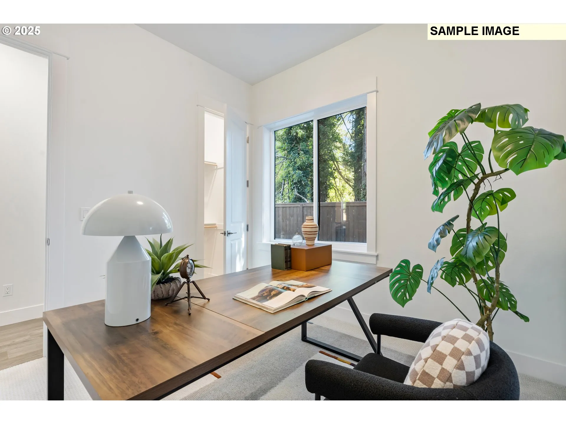 Bedroom-Walk-In Closet