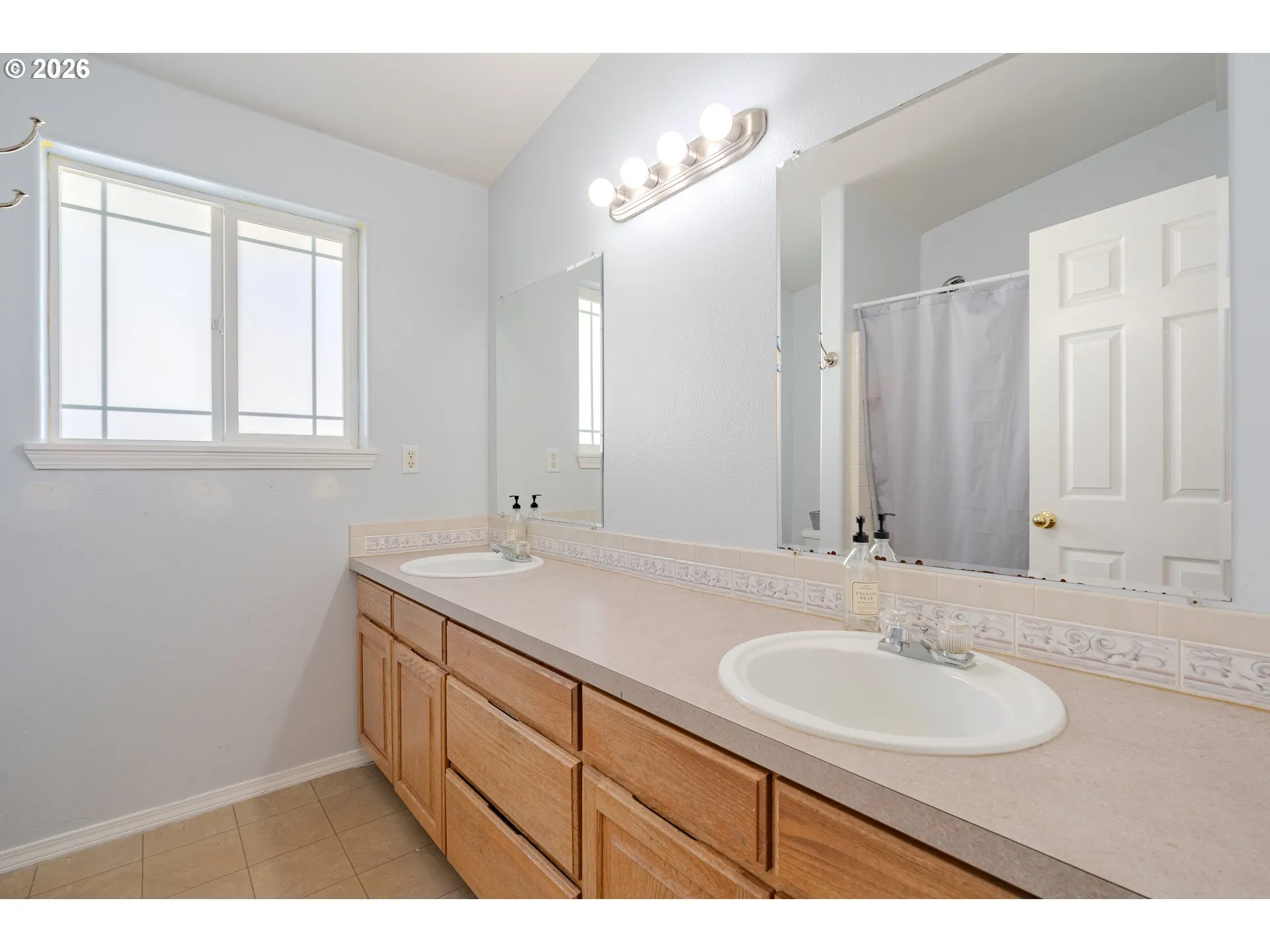 Bathroom-Double Sinks