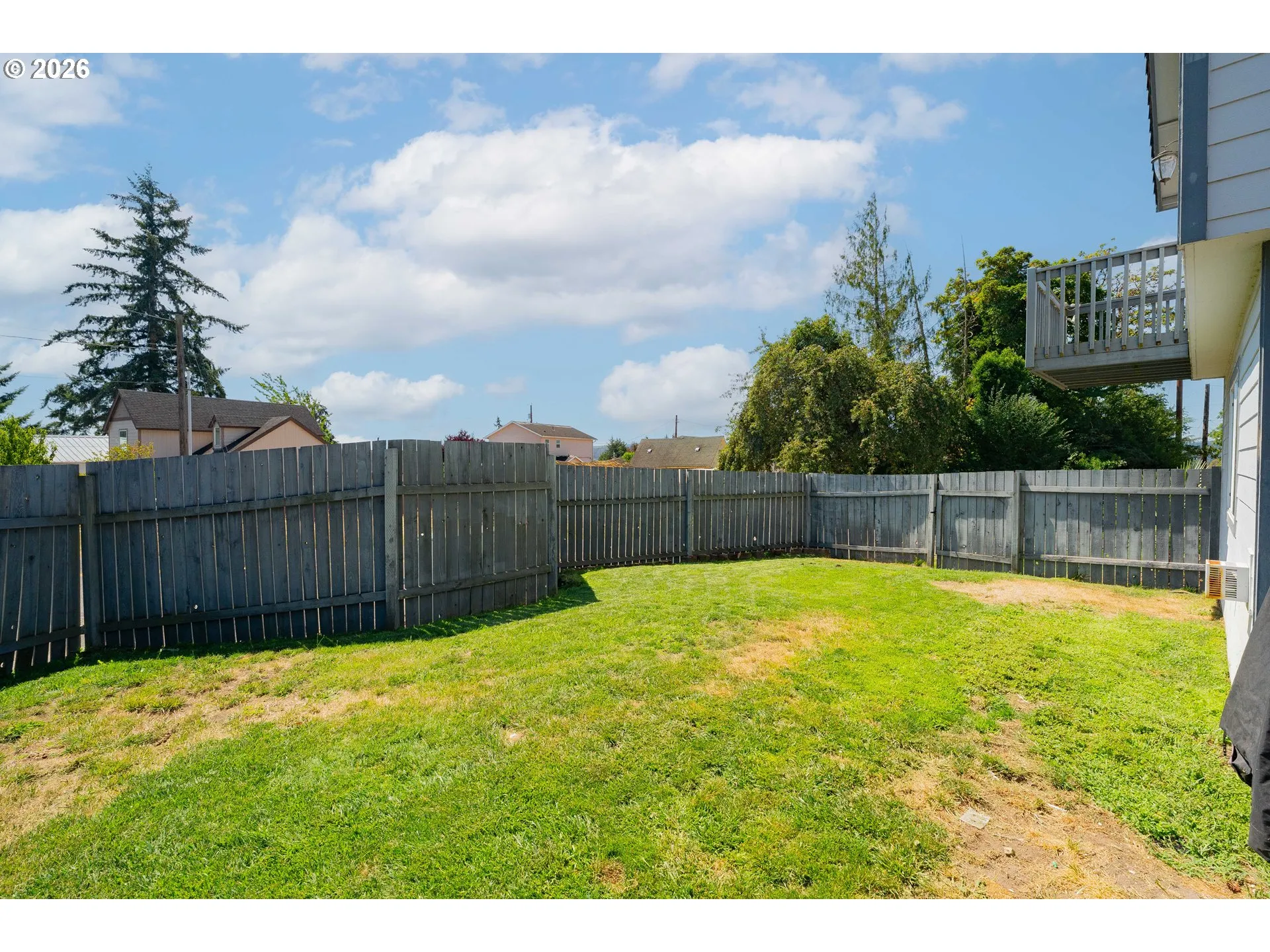 Yard-Back