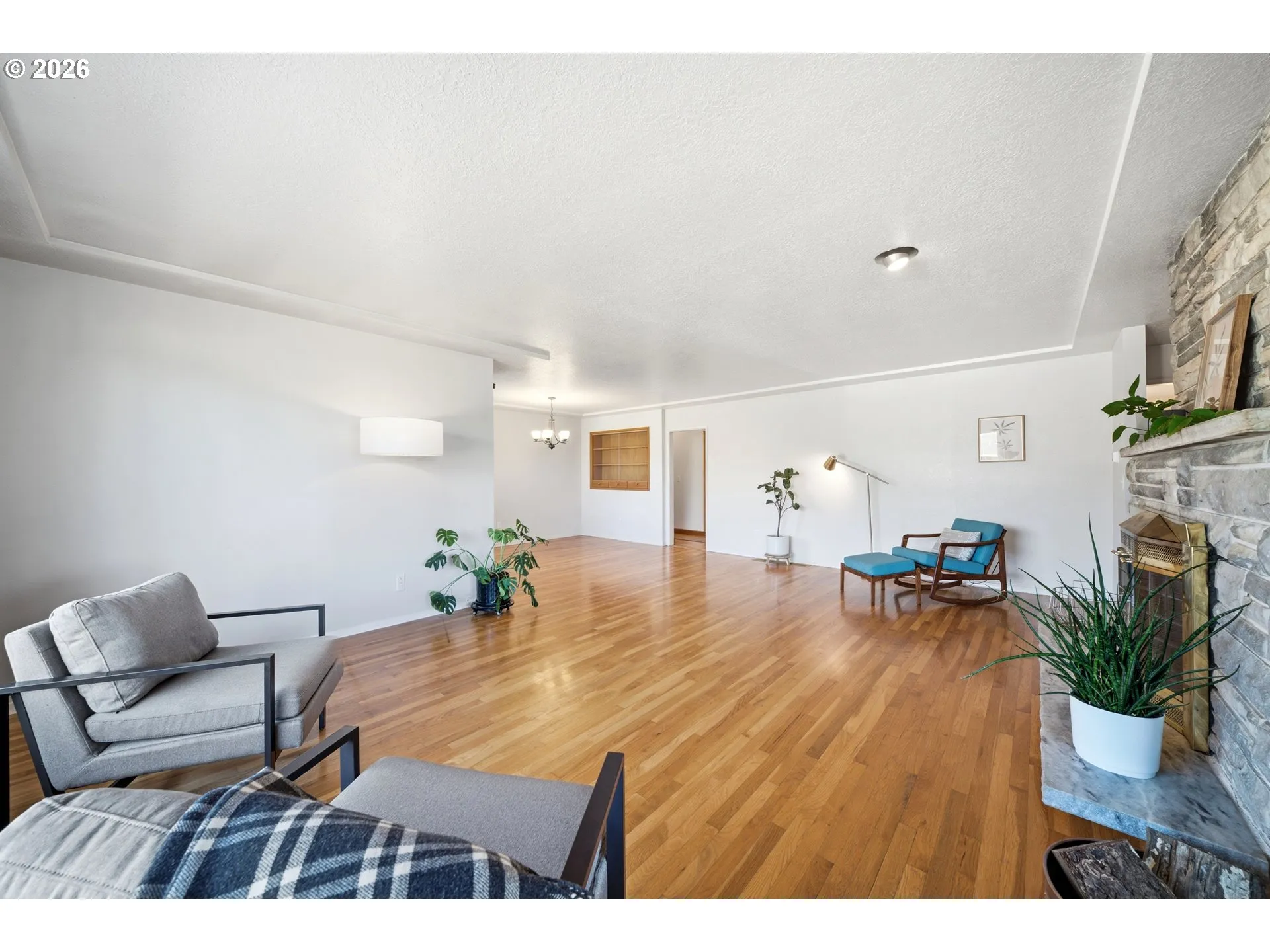 Living Room/Dining Room