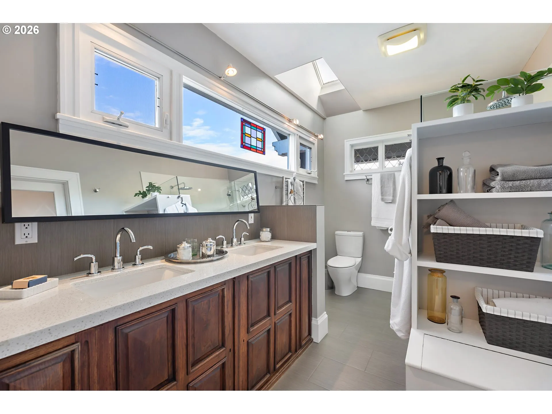 Bathroom, Attached-Double Sinks
