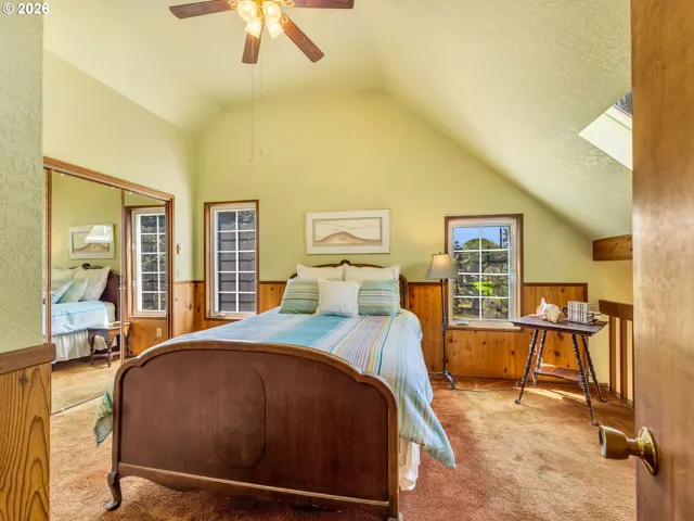 Primary Bedroom-Ceiling Fan