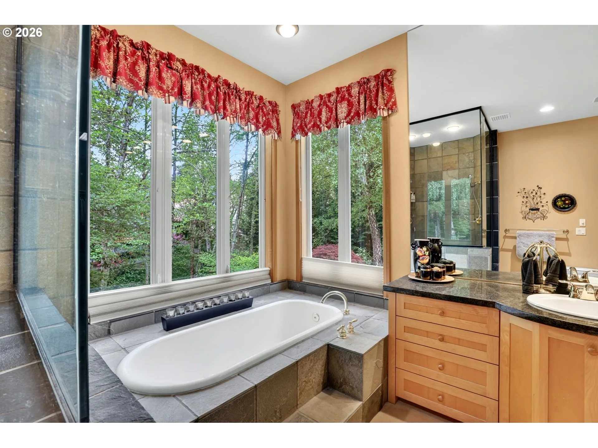 Bathroom-Garden Tub