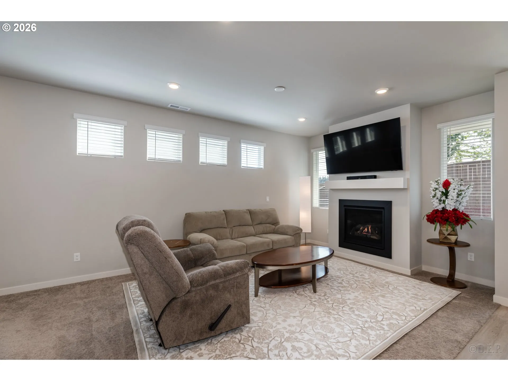 Living Room-Fireplace