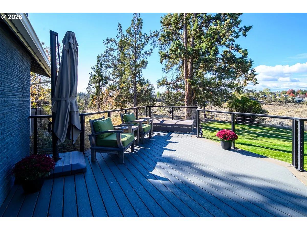 Deck-Main