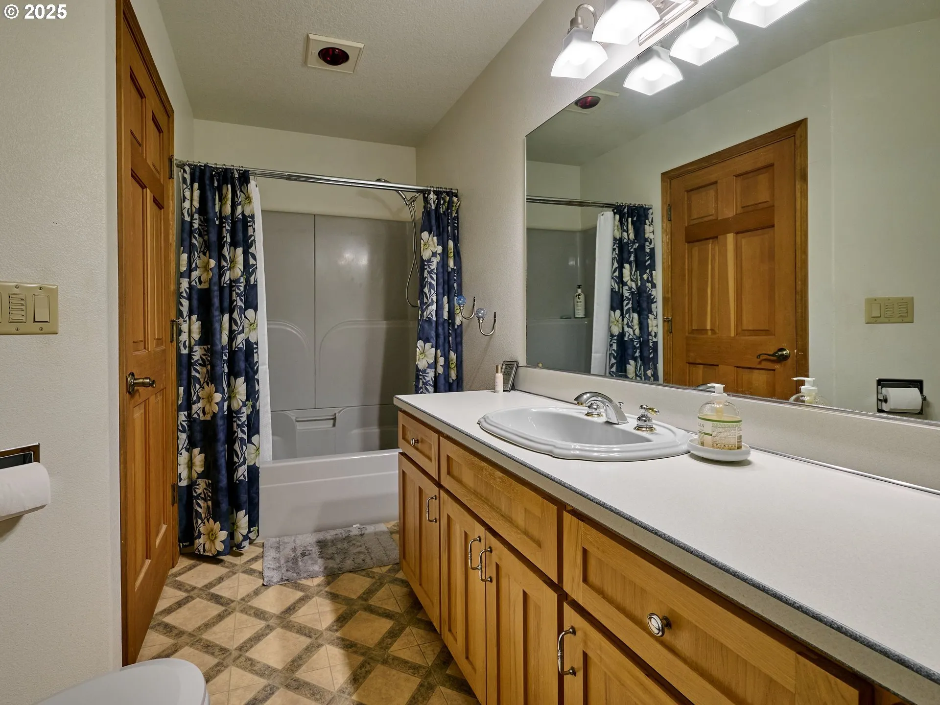 Bathroom, Attached-# 2