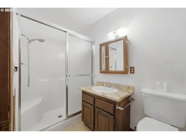 Primary Bedroom-Attached Bathroom