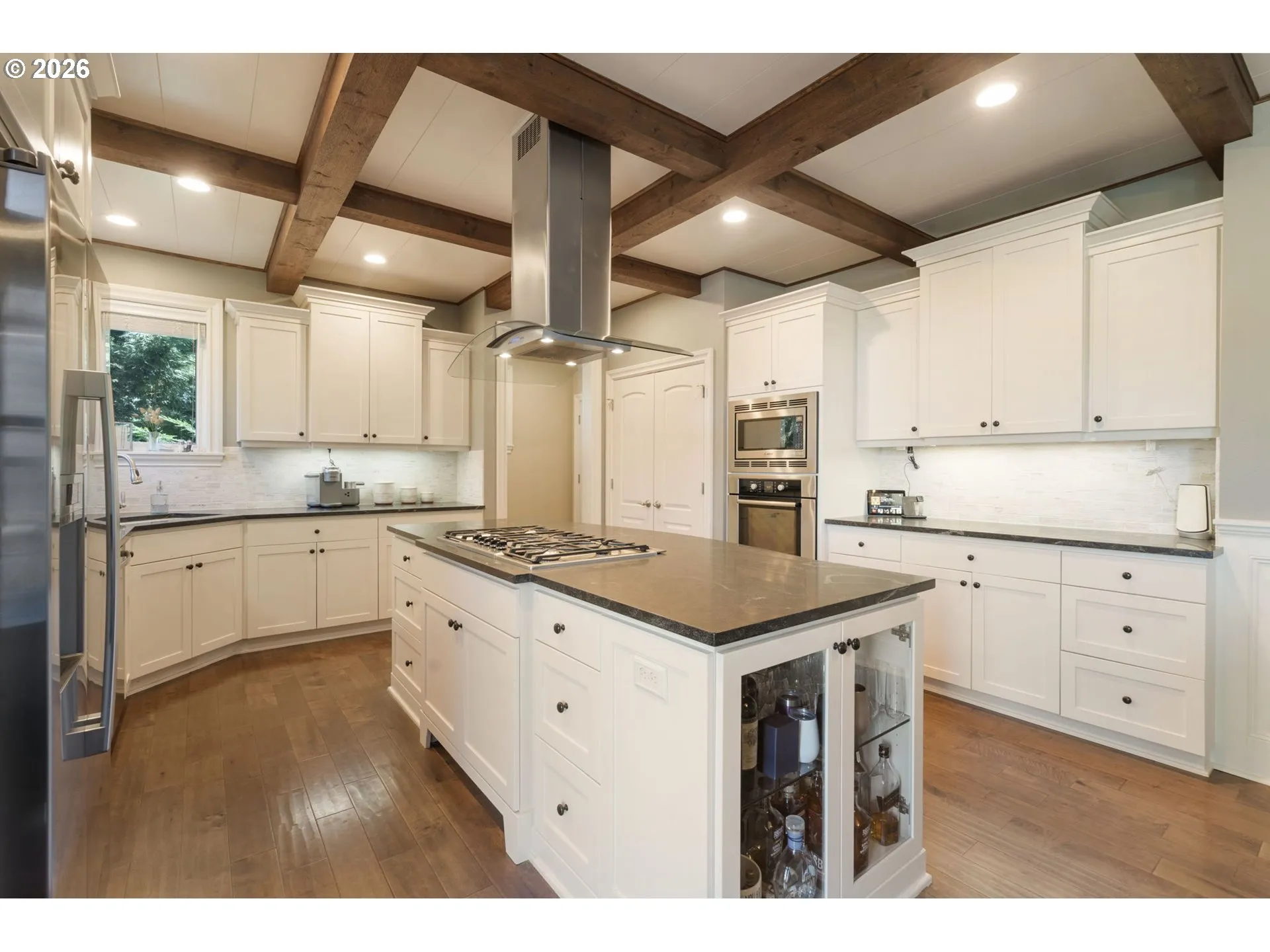 Kitchen-Cooking Island