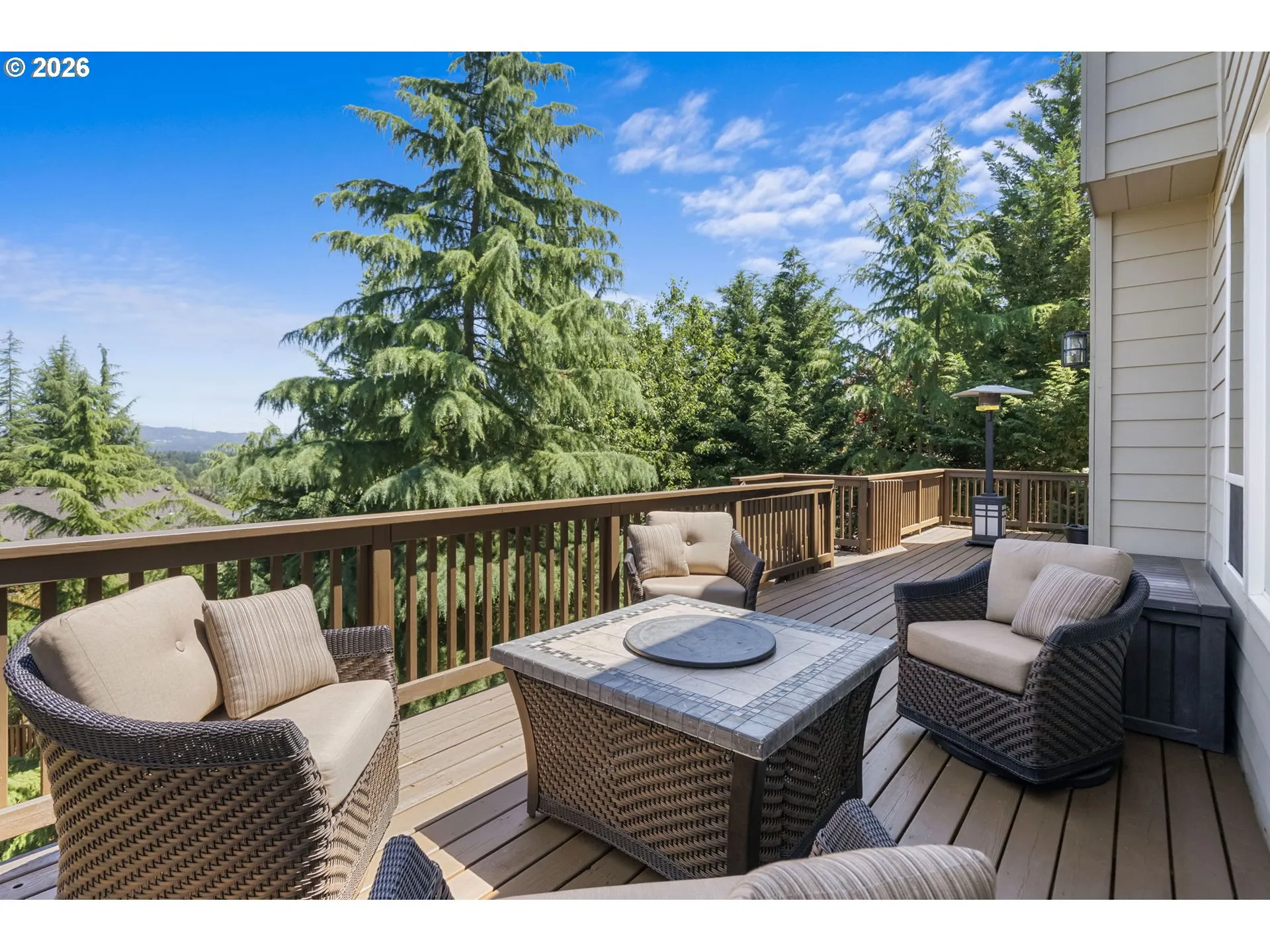 Deck-Upper
