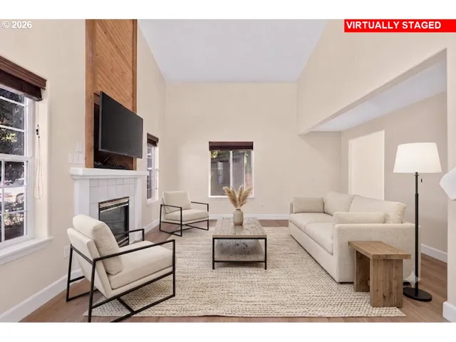 Living Room-Vaulted Ceilings
