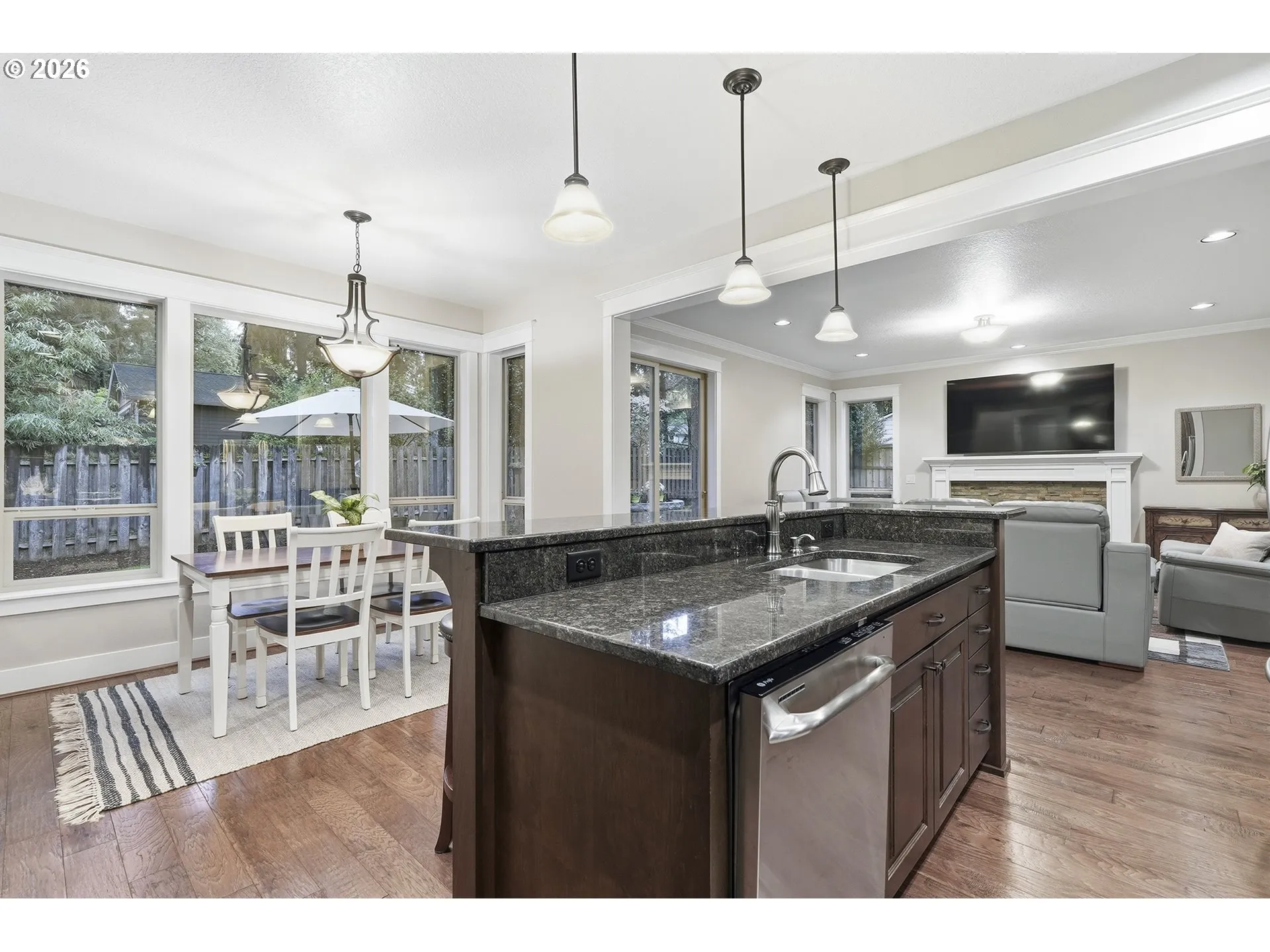Kitchen-Island