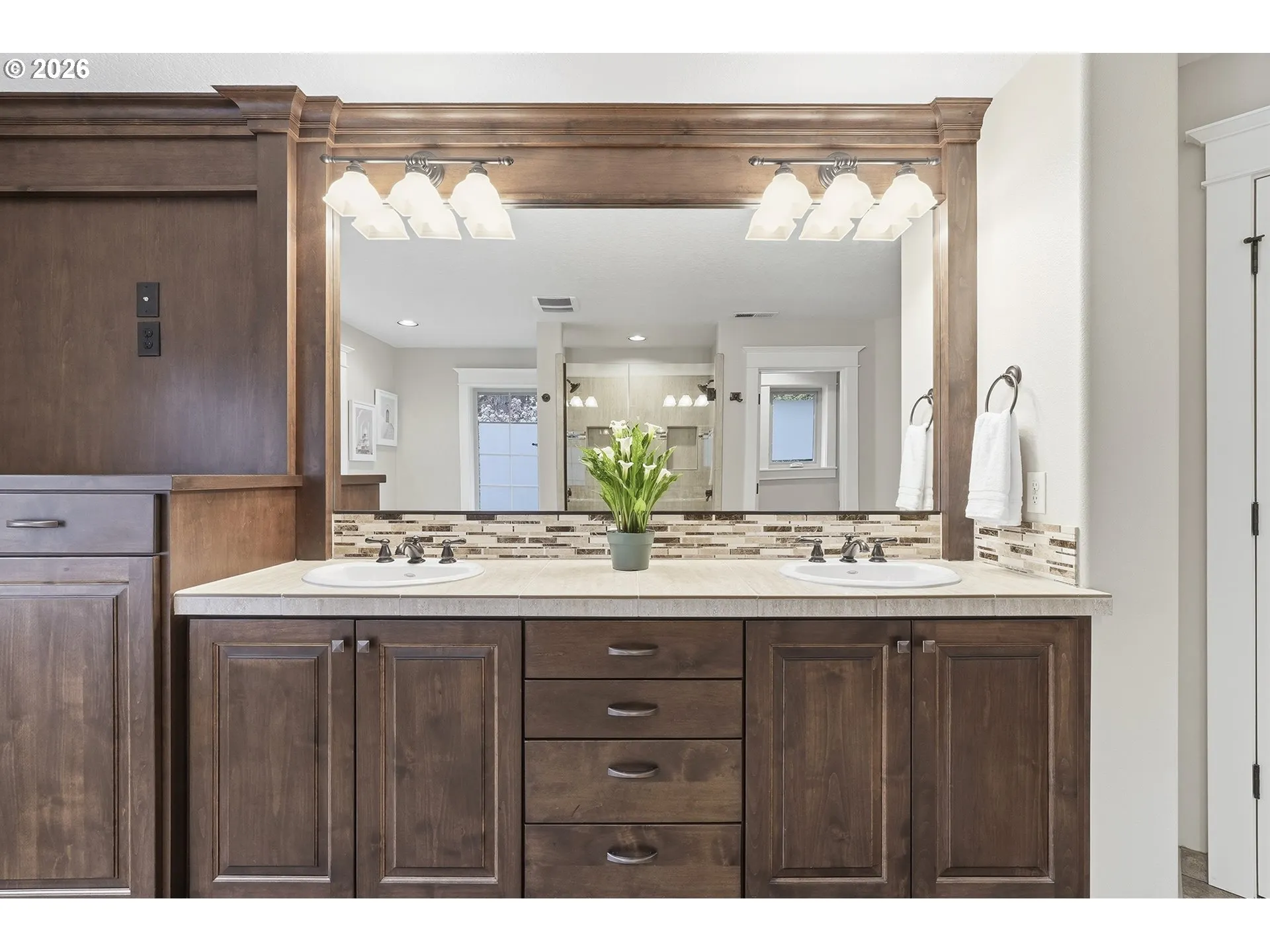 Bathroom, Attached-Double Sinks