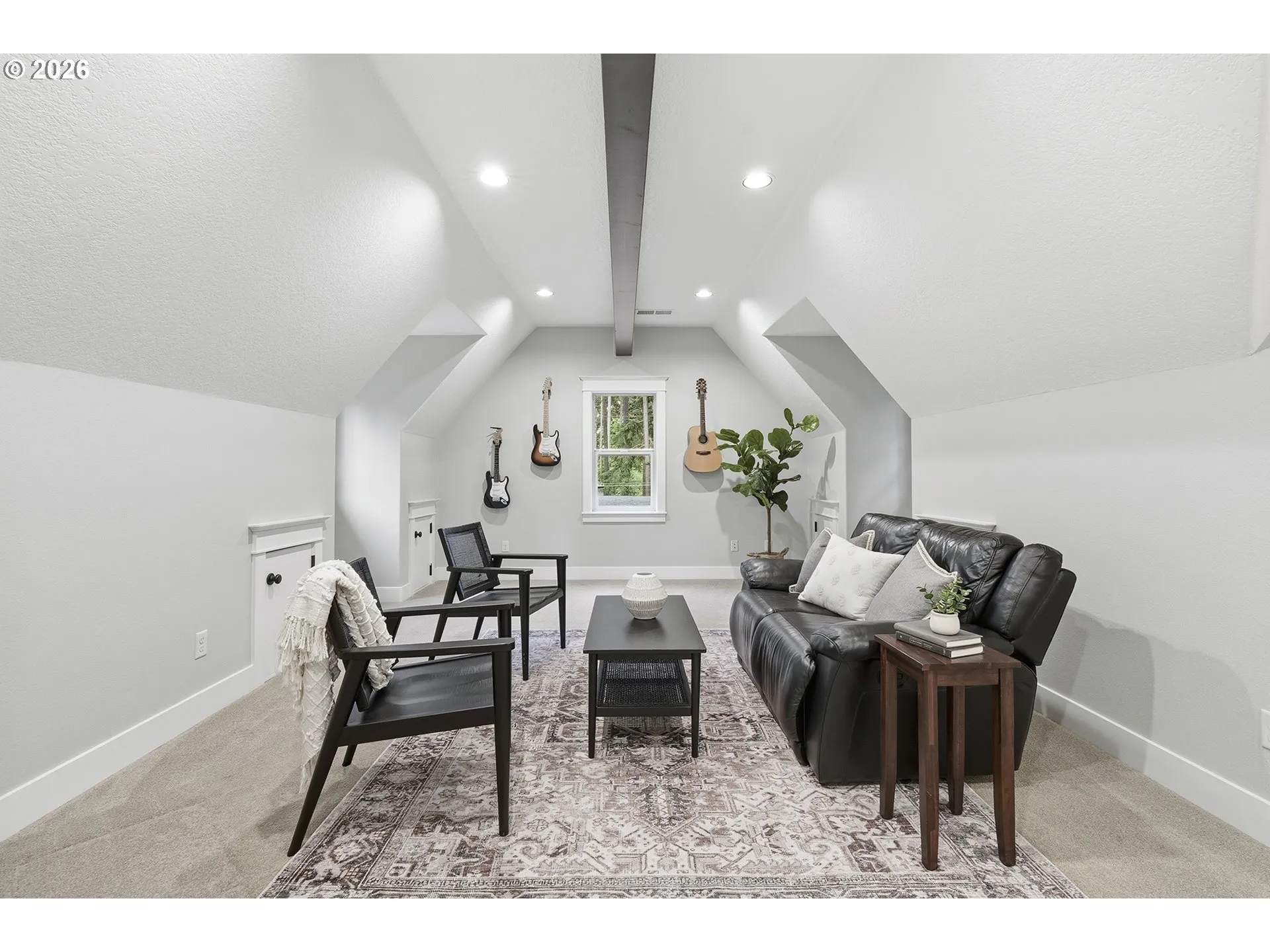 Bonus Room-Upper