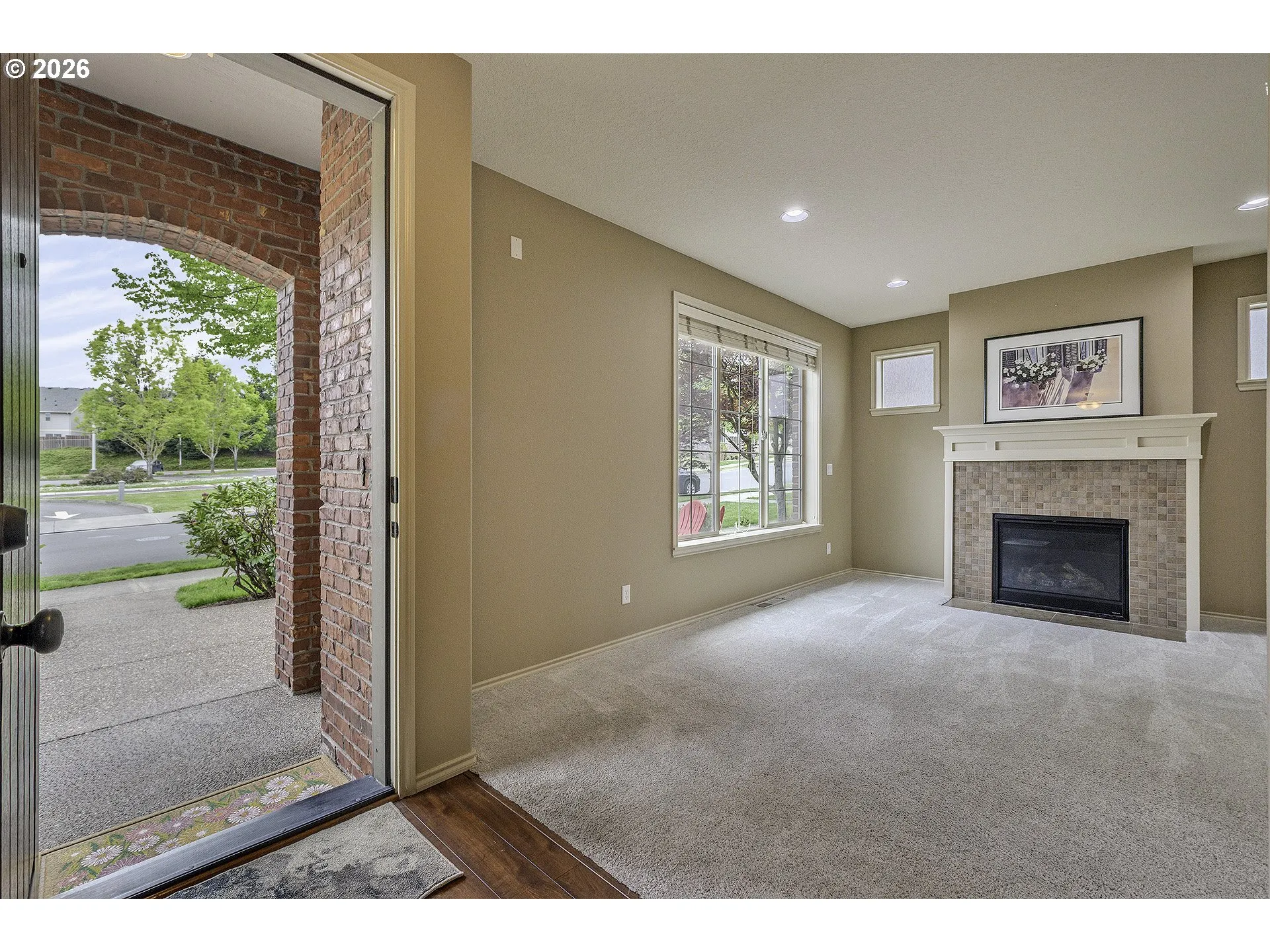 Living Room-Fireplace