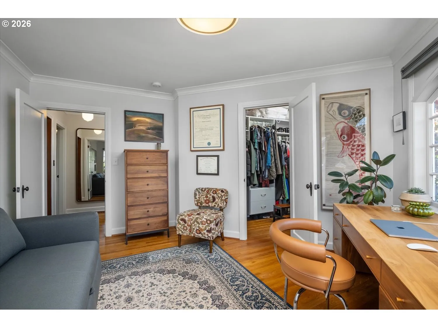 Bedroom-Walk-In Closet