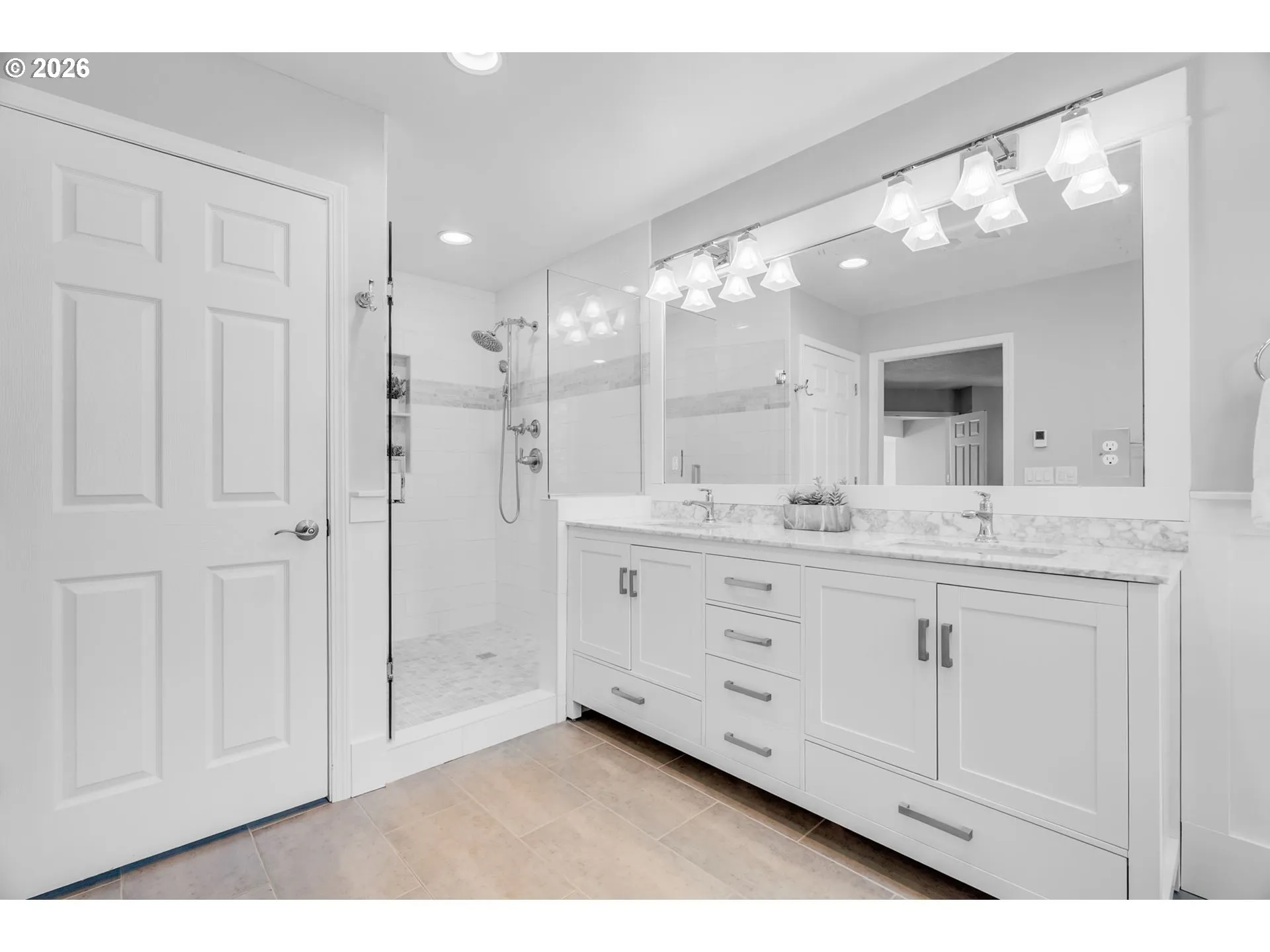 Bathroom, Attached