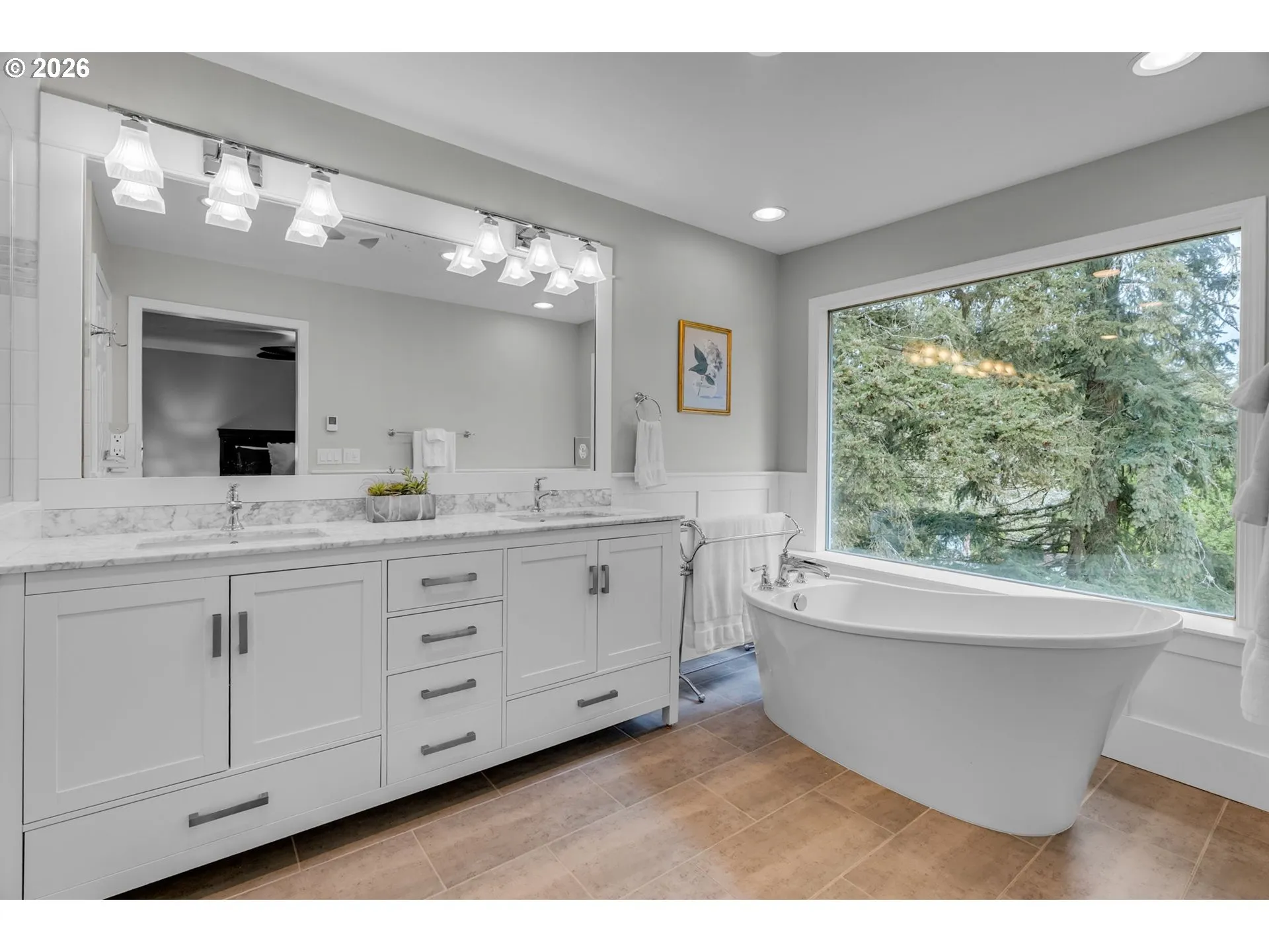 Bathroom, Attached