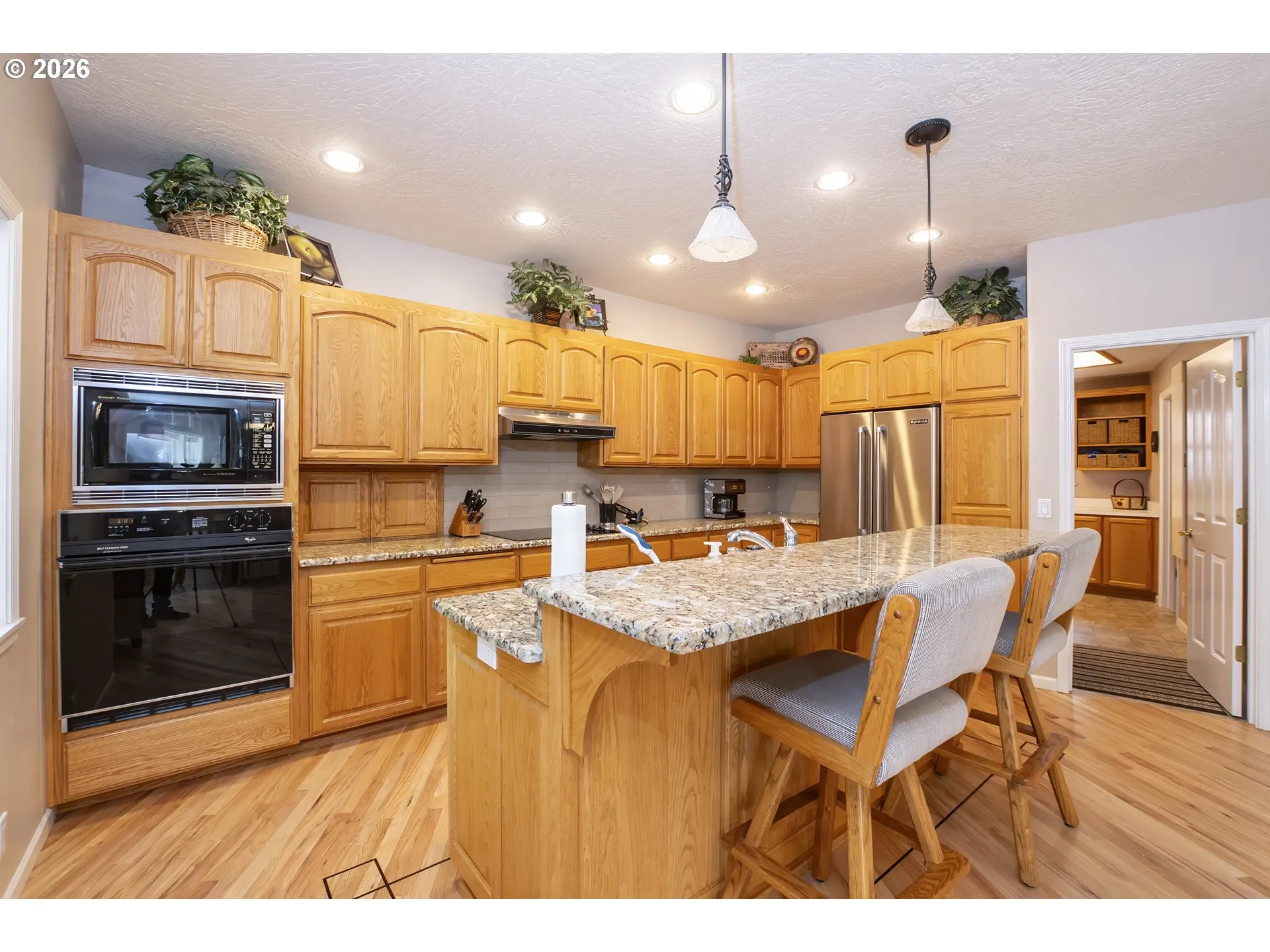 Kitchen-Island