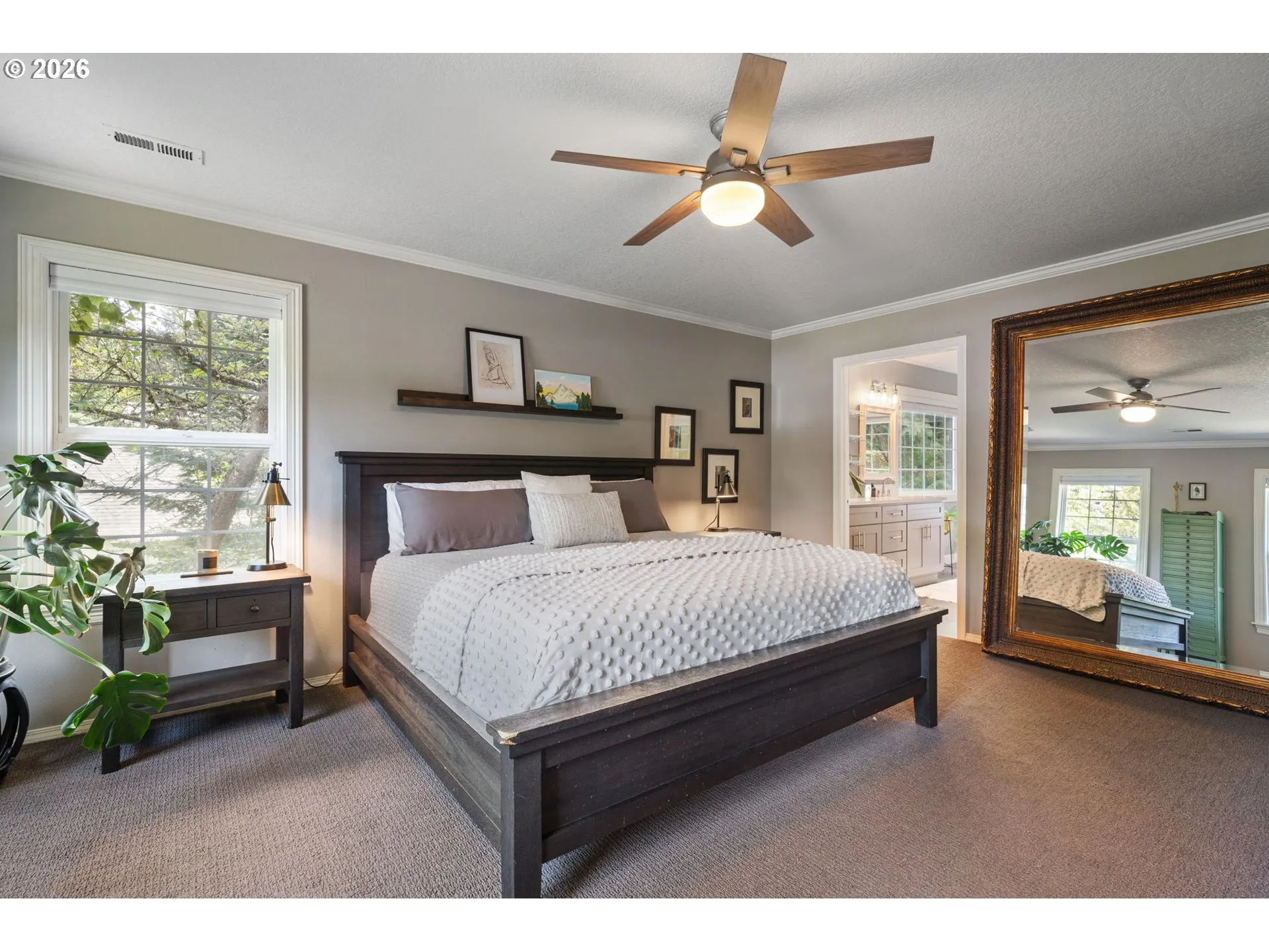 Primary Bedroom-Upper