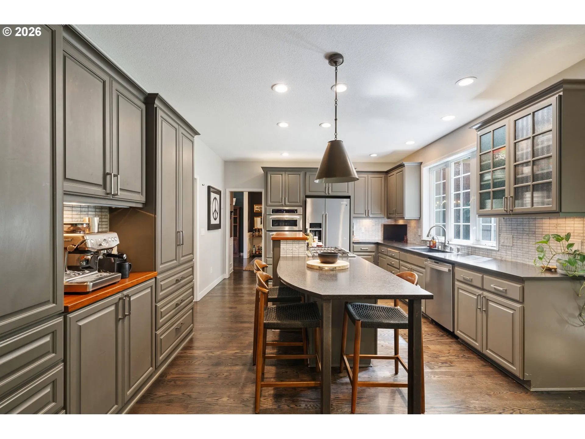 Kitchen-Island