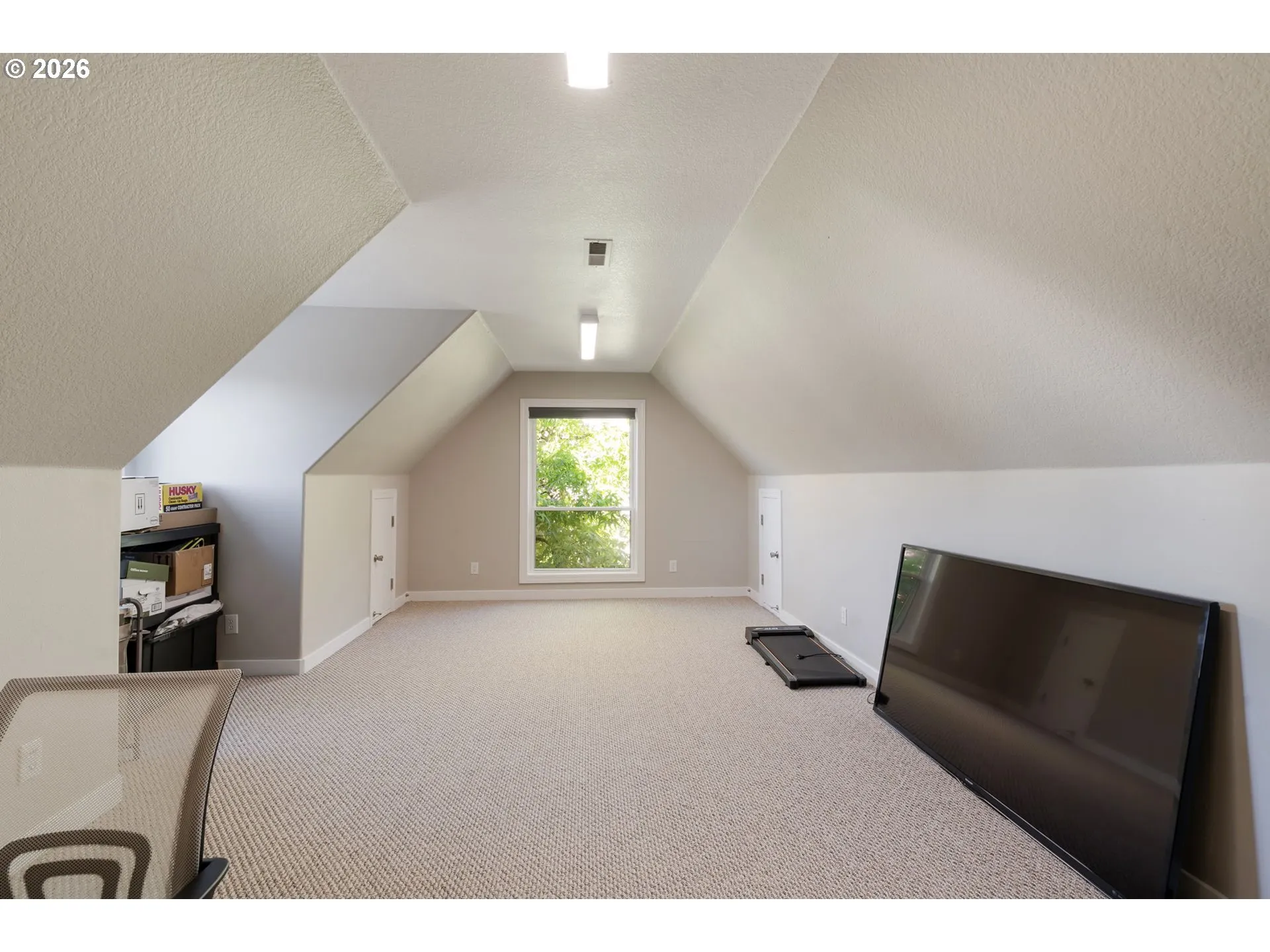 Bonus Room-Upper