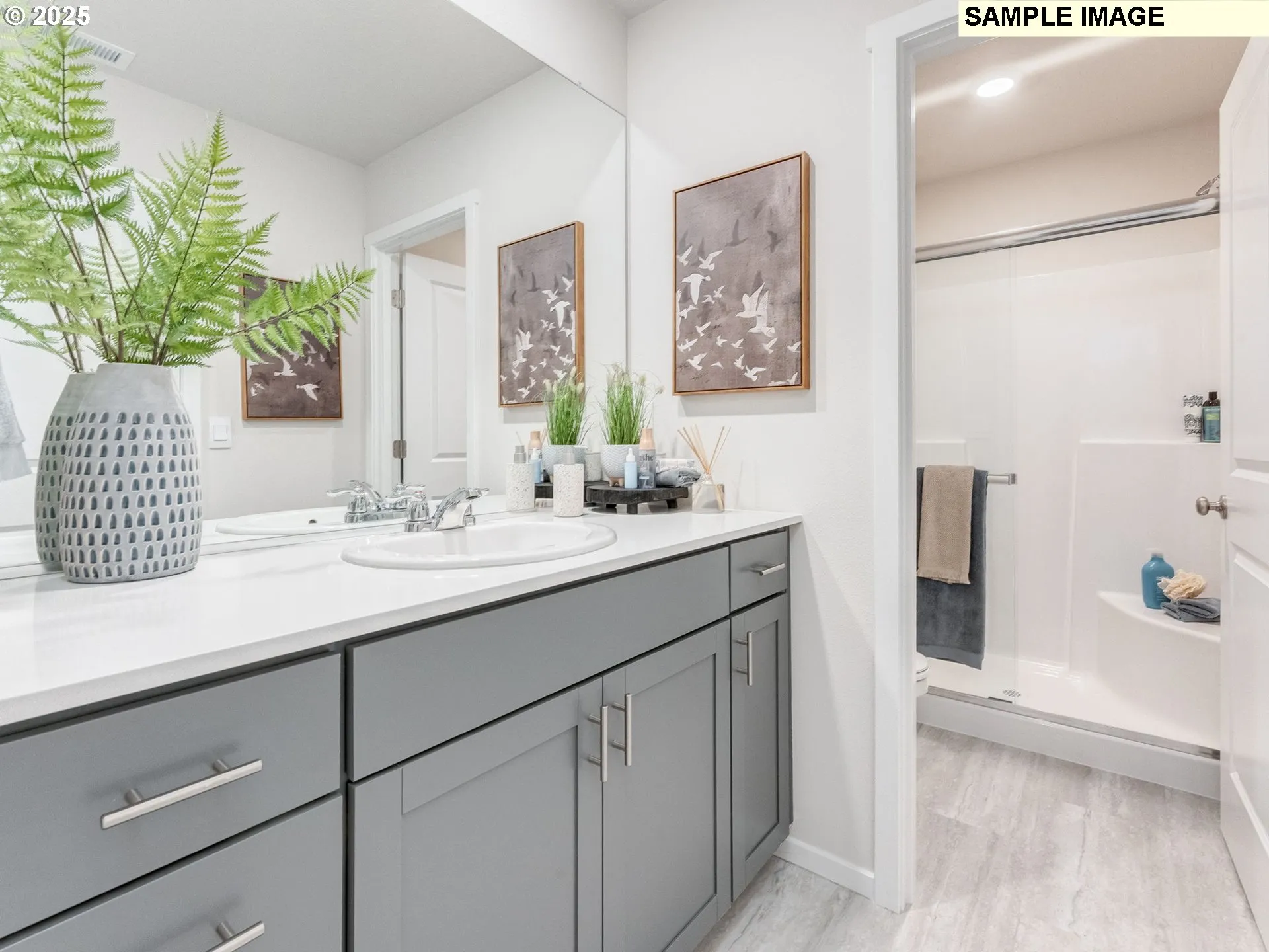 Primary Bedroom-Attached Bathroom