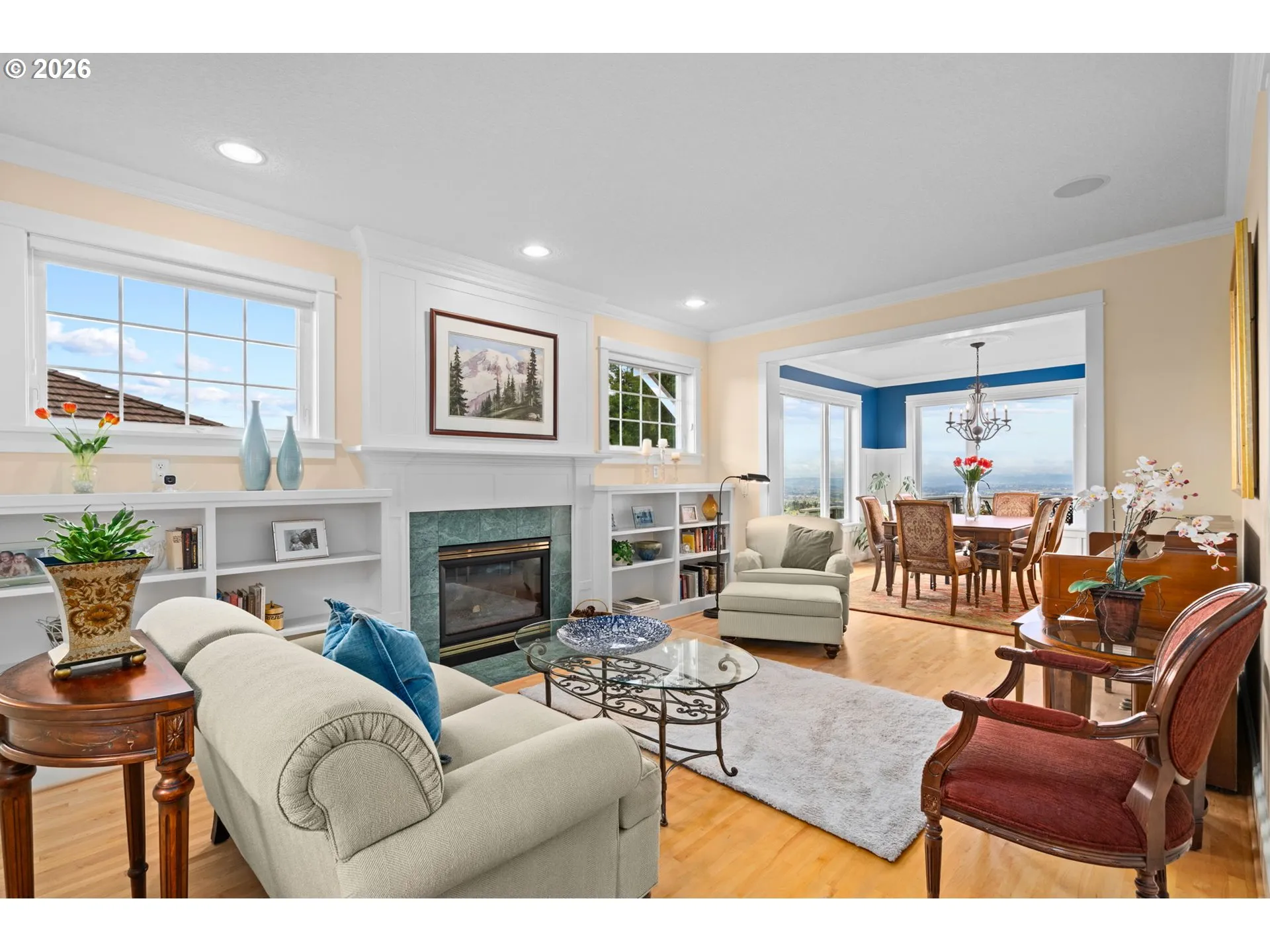 Living Room/Dining Room