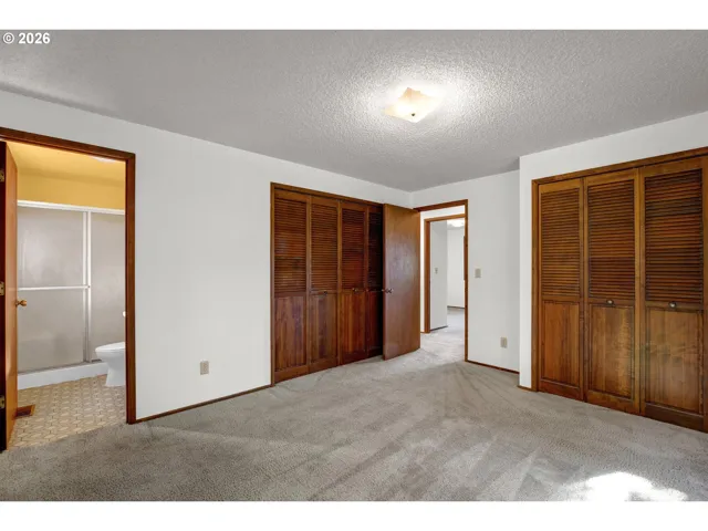 Primary Bedroom-Attached Bathroom