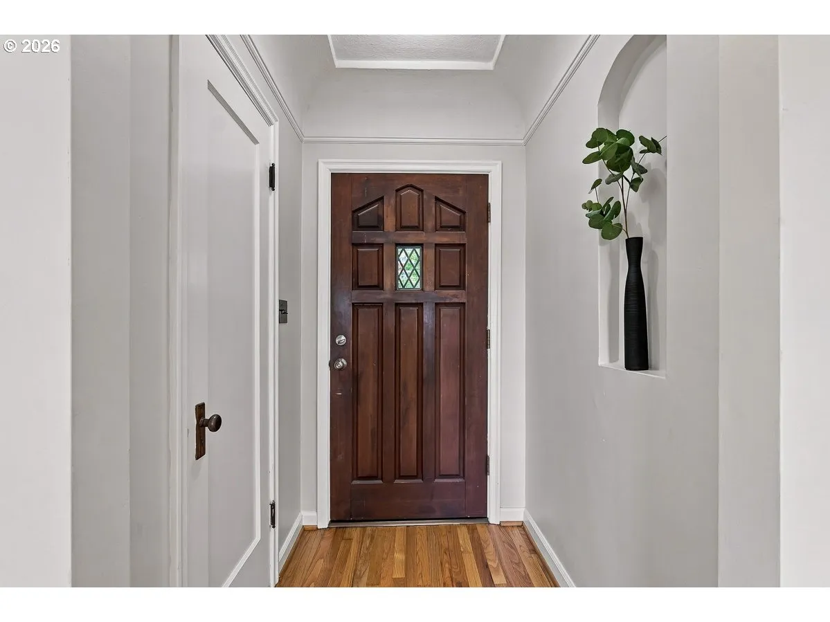 Entrance/Foyer