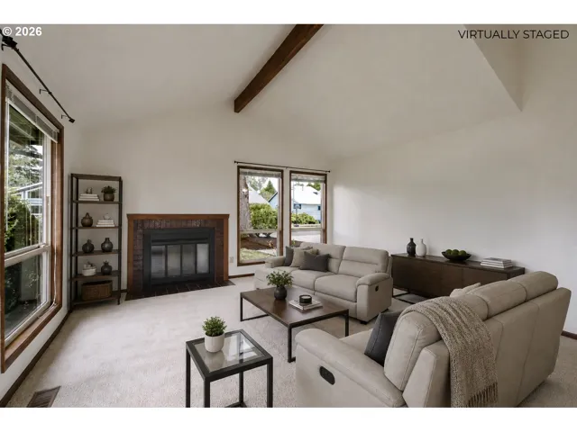 Living Room-Fireplace