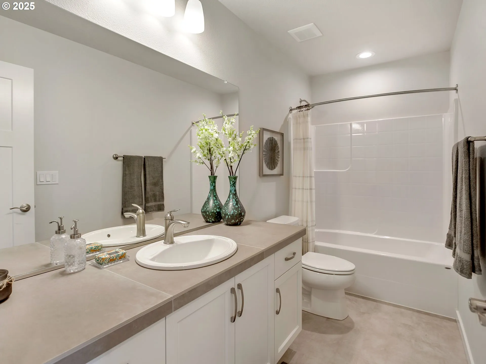 Bathroom-Upper